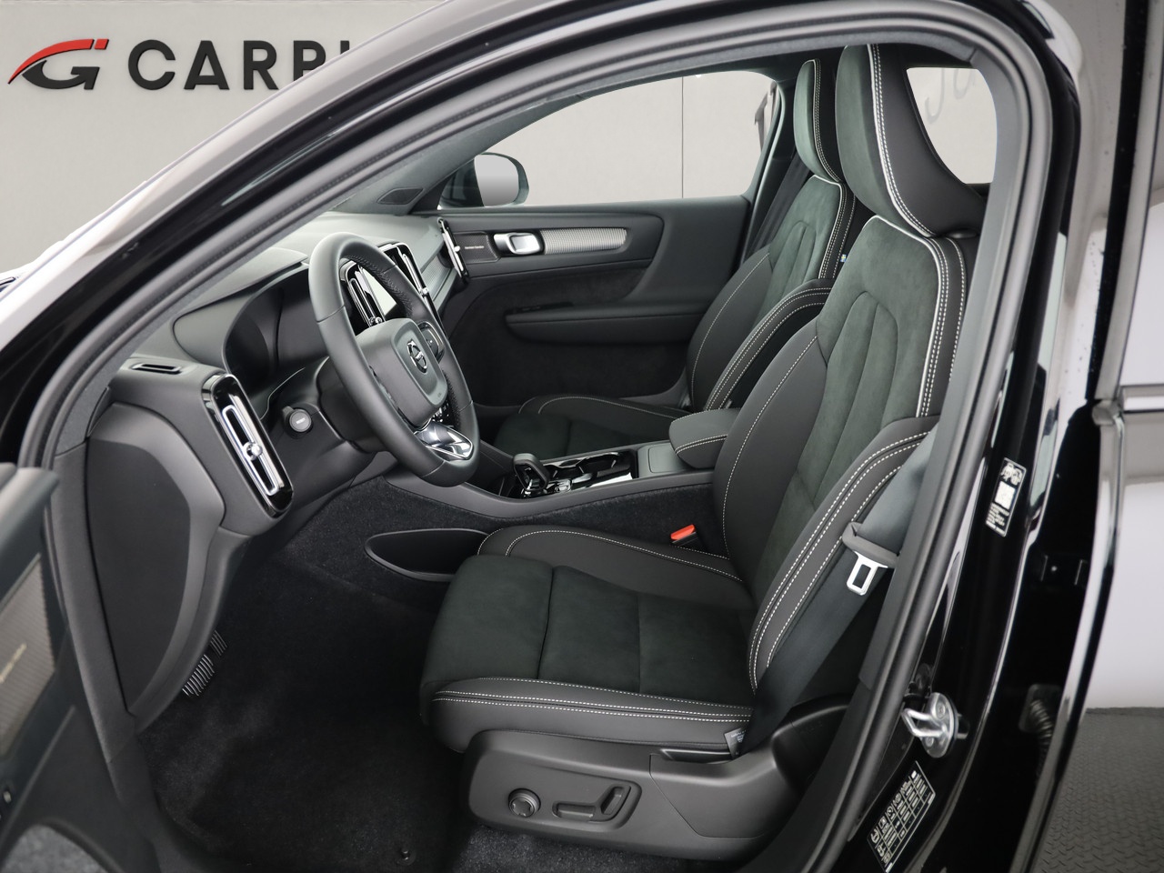 VOLVO EC40 Twin Ultra AWD XCENTRIC-image-6