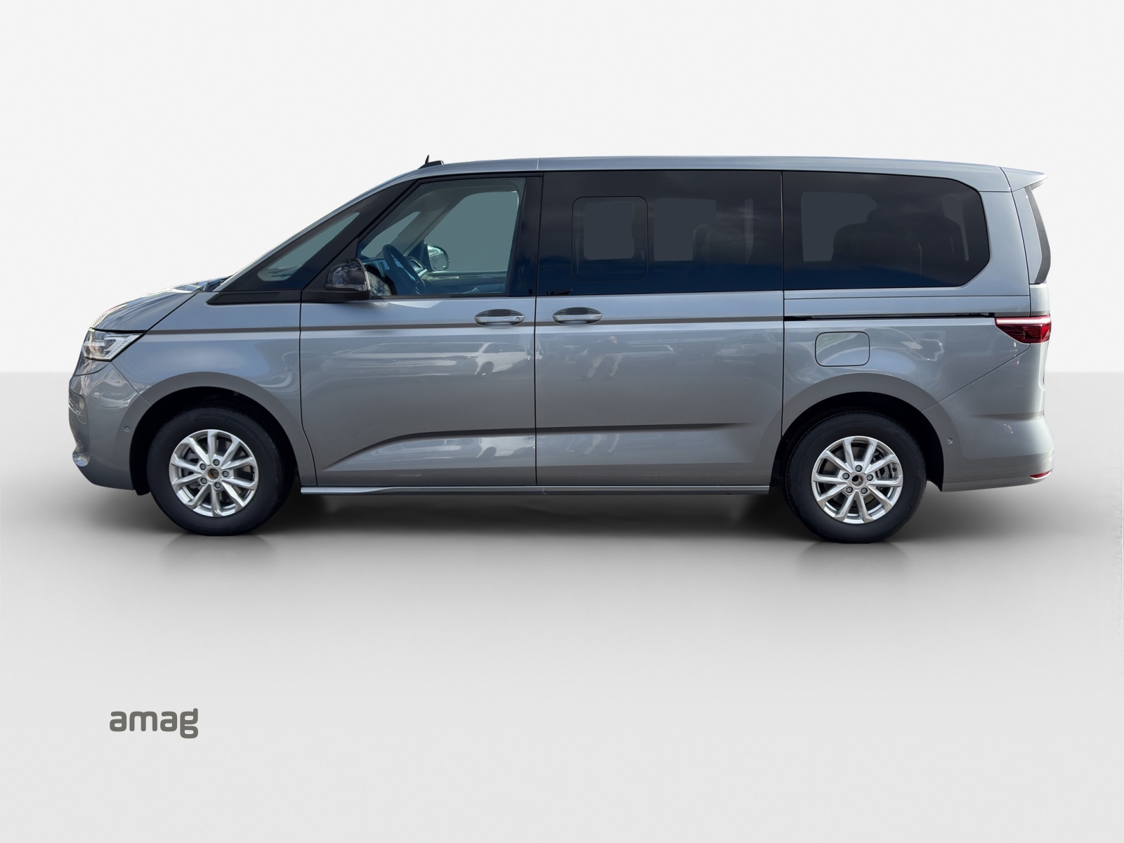 VW Multivan 2.0 TDI Liberty DSG Lang-image-1