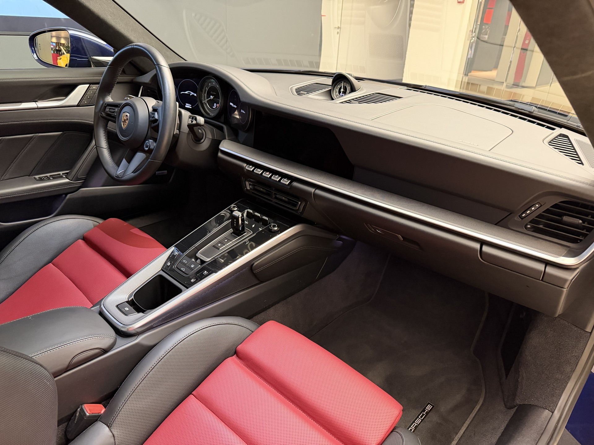 PORSCHE 911 Turbo PDK-image-9