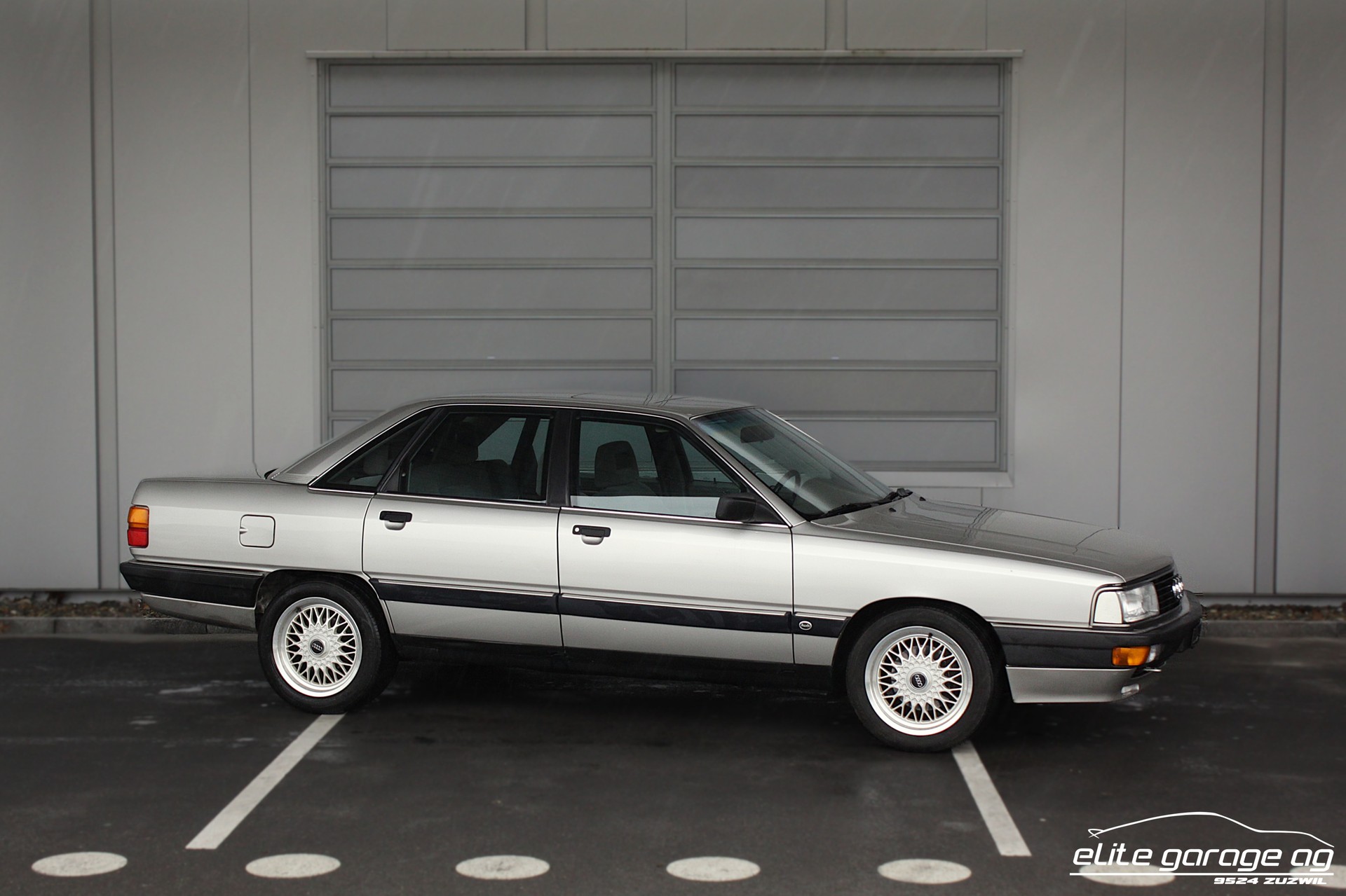 AUDI 200 Turbo-image-6