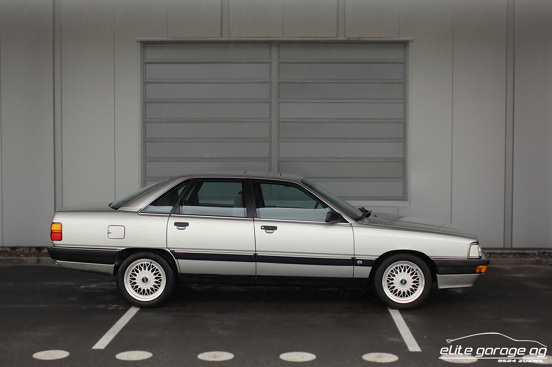 AUDI 200 Turbo-image-5