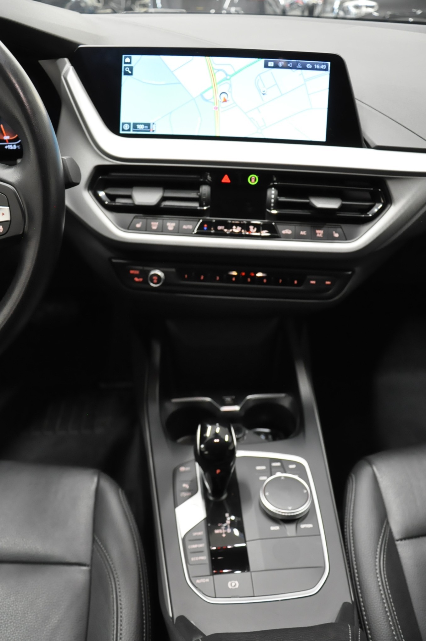 BMW 118i Fleet Edition Steptronic-image-18