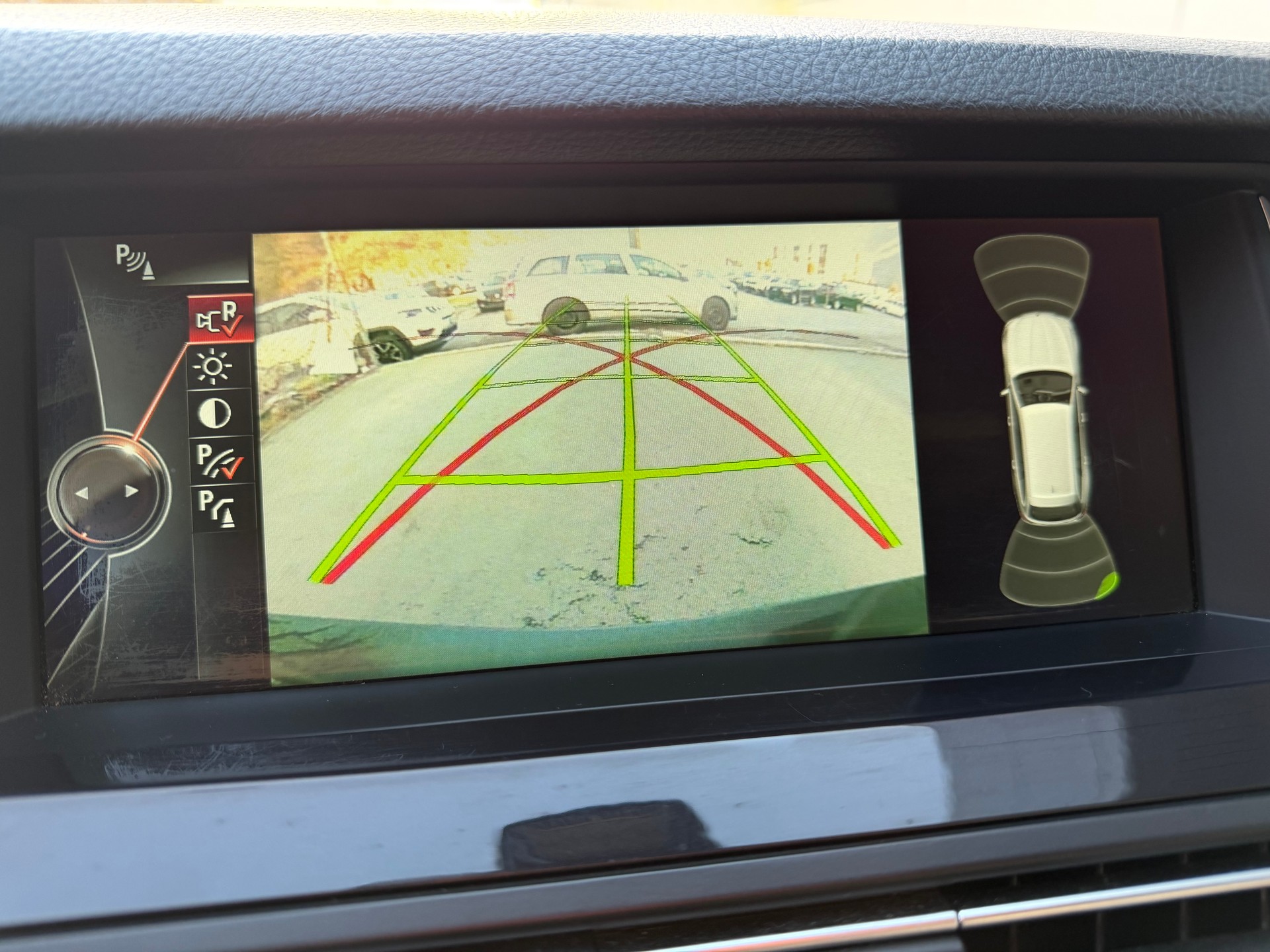 BMW 525d Touring xDrive Luxury Line Steptronic-image-14