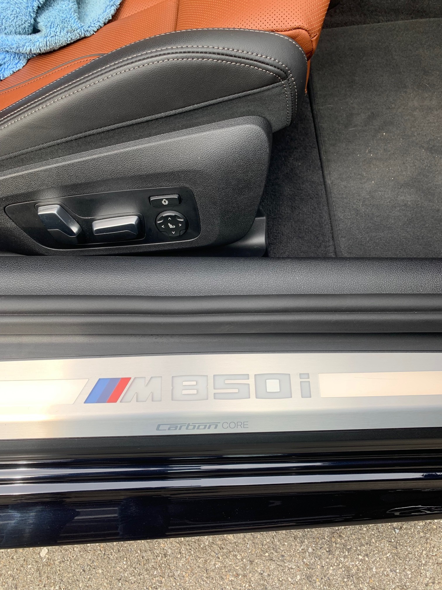 BMW M850i xDrive Steptronic-image-12