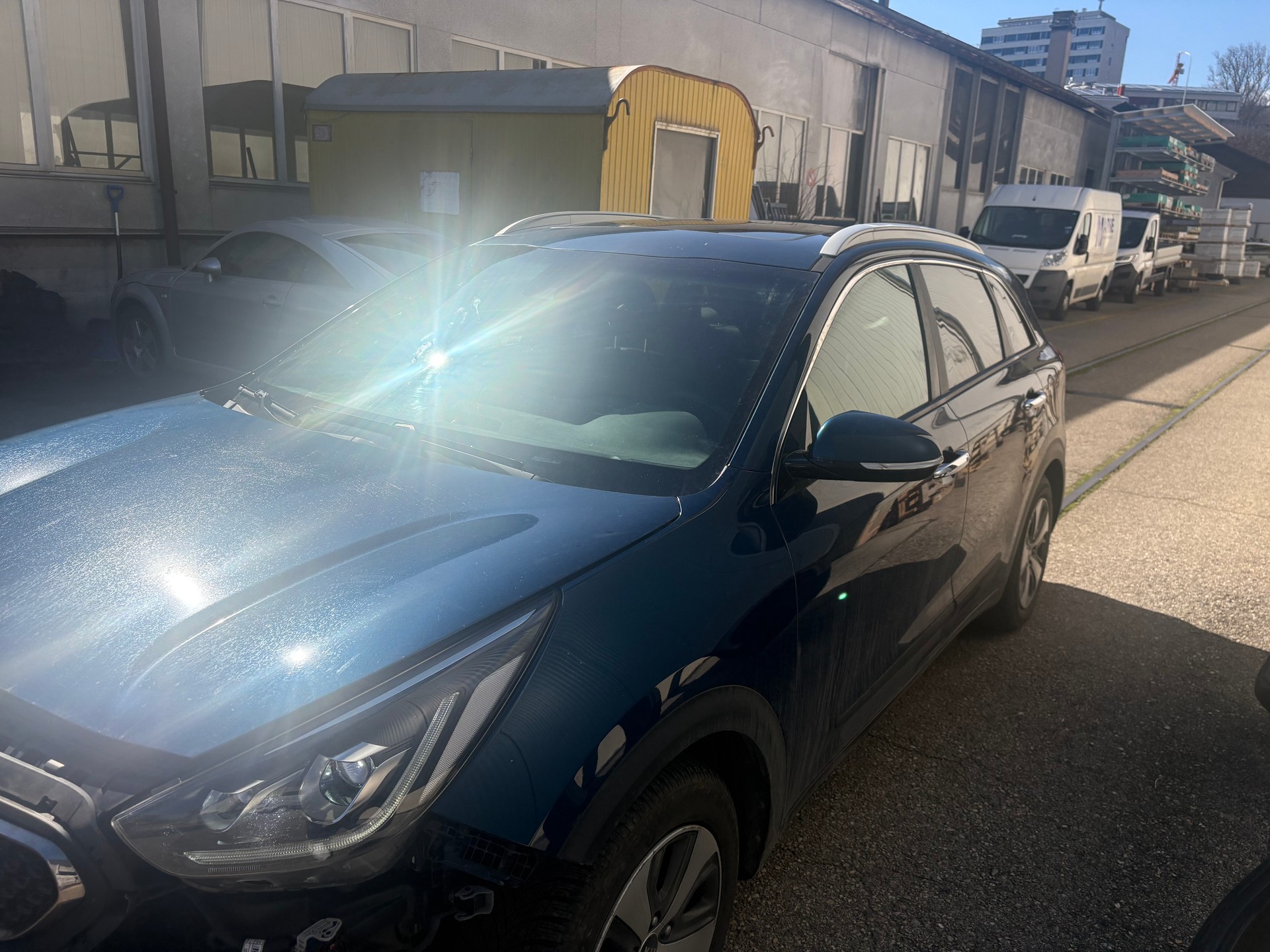 KIA Niro 1.6GDi Hybrid Style DCT-image-9
