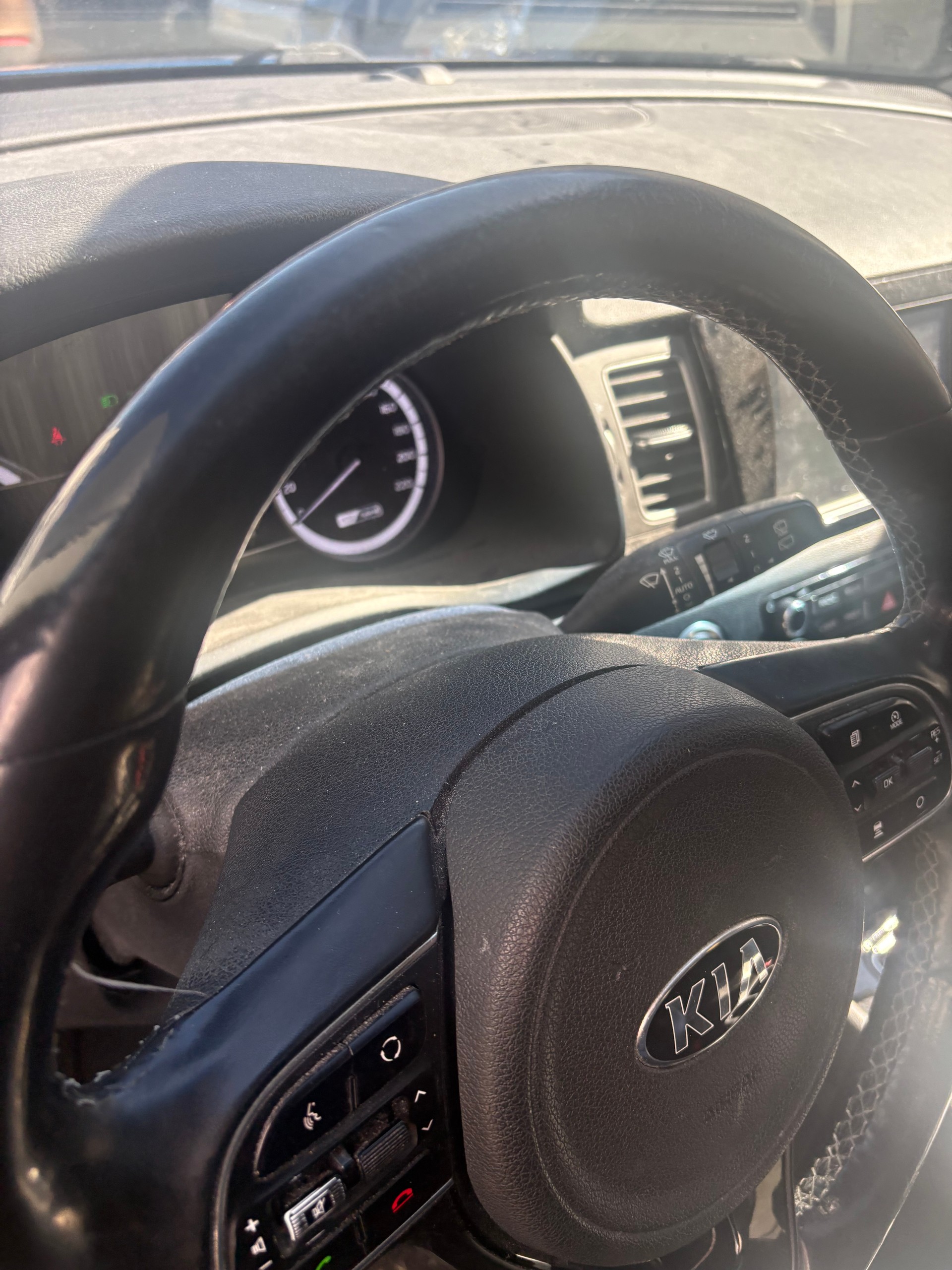 KIA Niro 1.6GDi Hybrid Style DCT-image-11