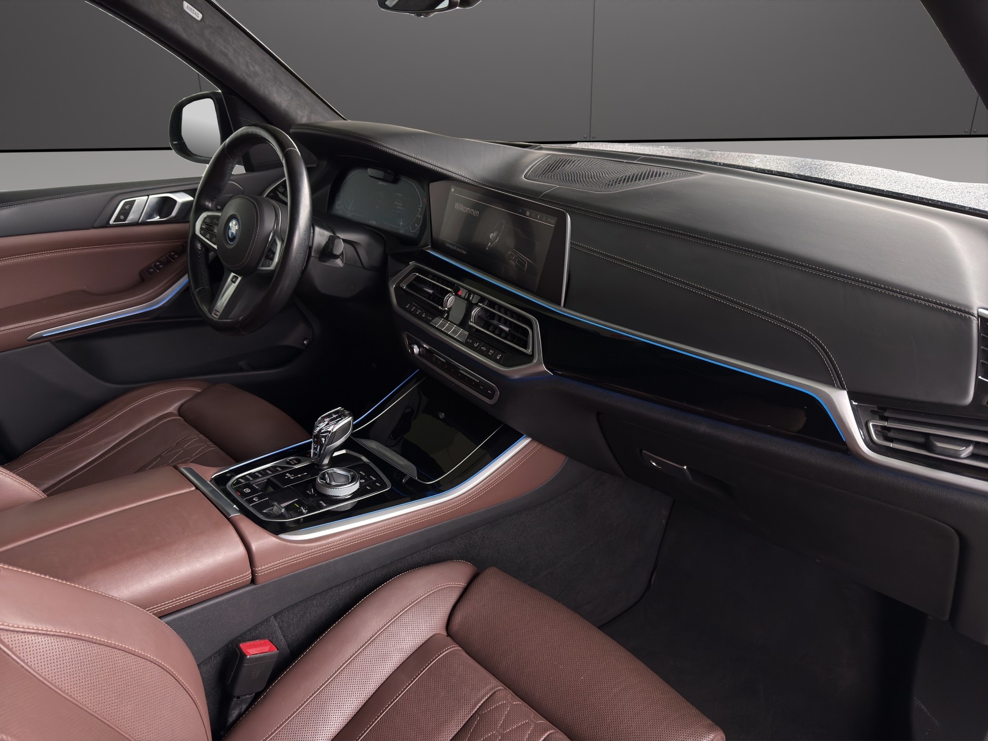 BMW X5 xDrive45e M Sport Steptronic-image-9