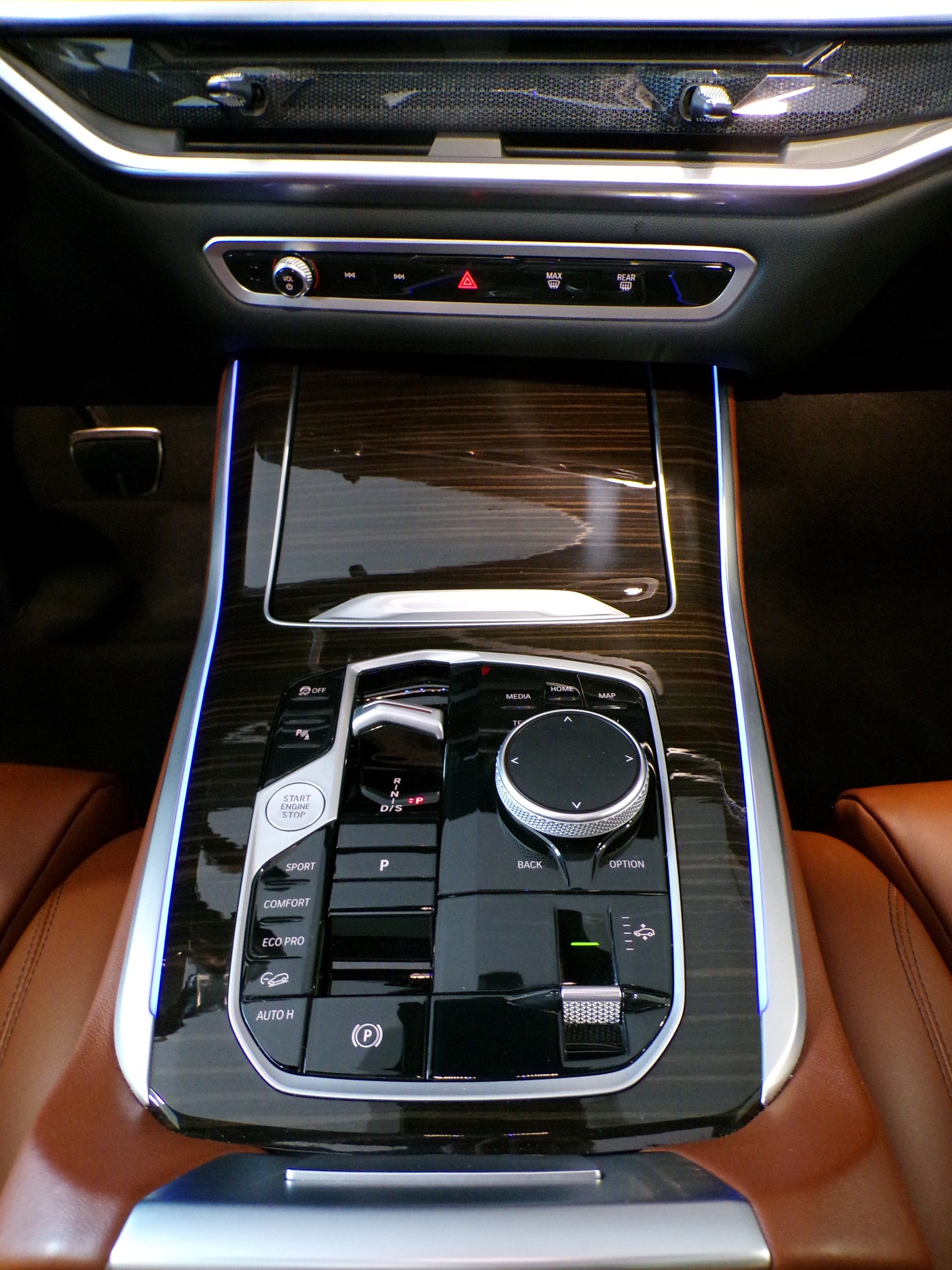 BMW X5 xDrive 48V 30d M Sport Pro Steptronic-image-19