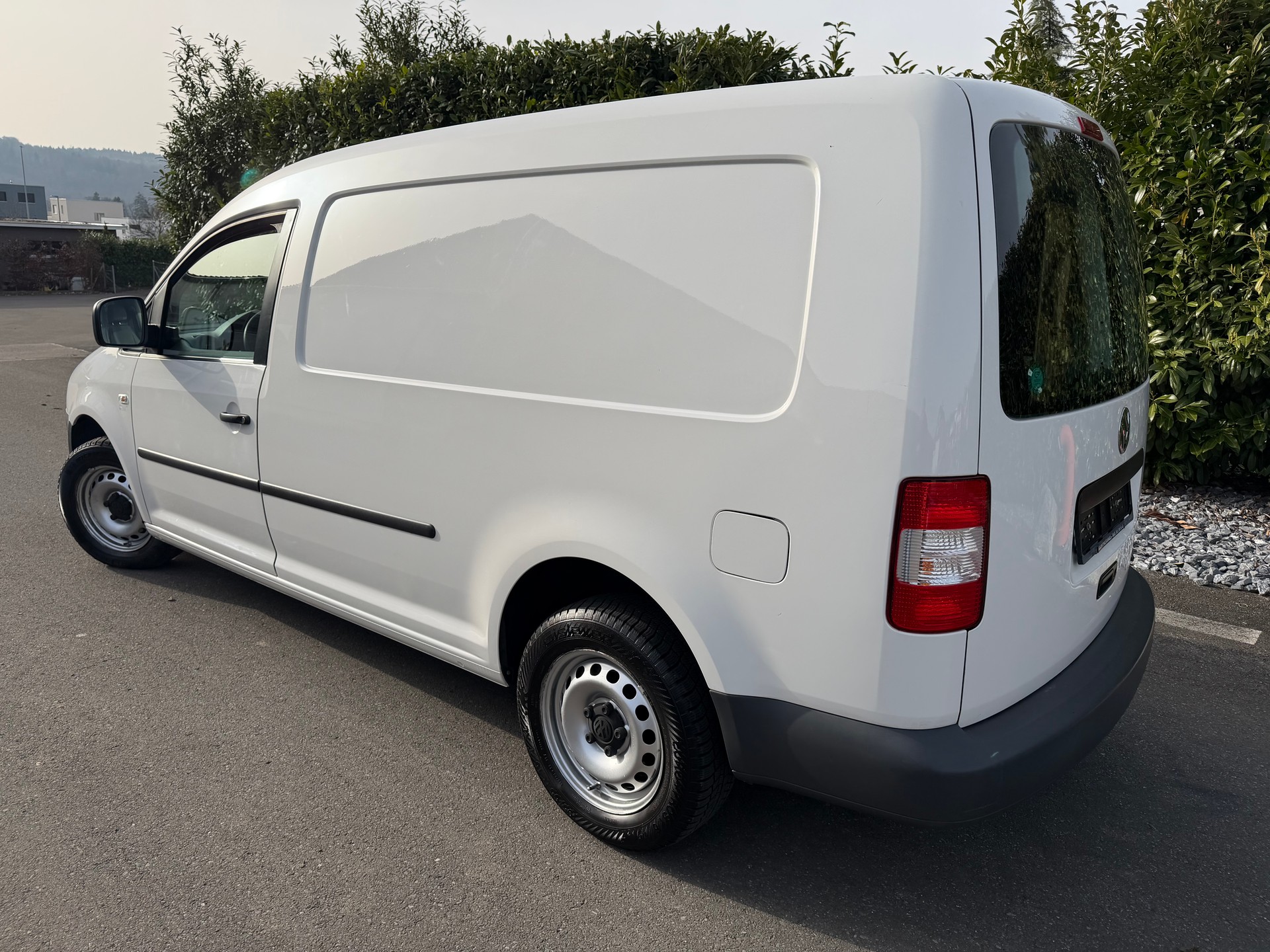 VW Caddy Maxi 1.9TDI-image-1