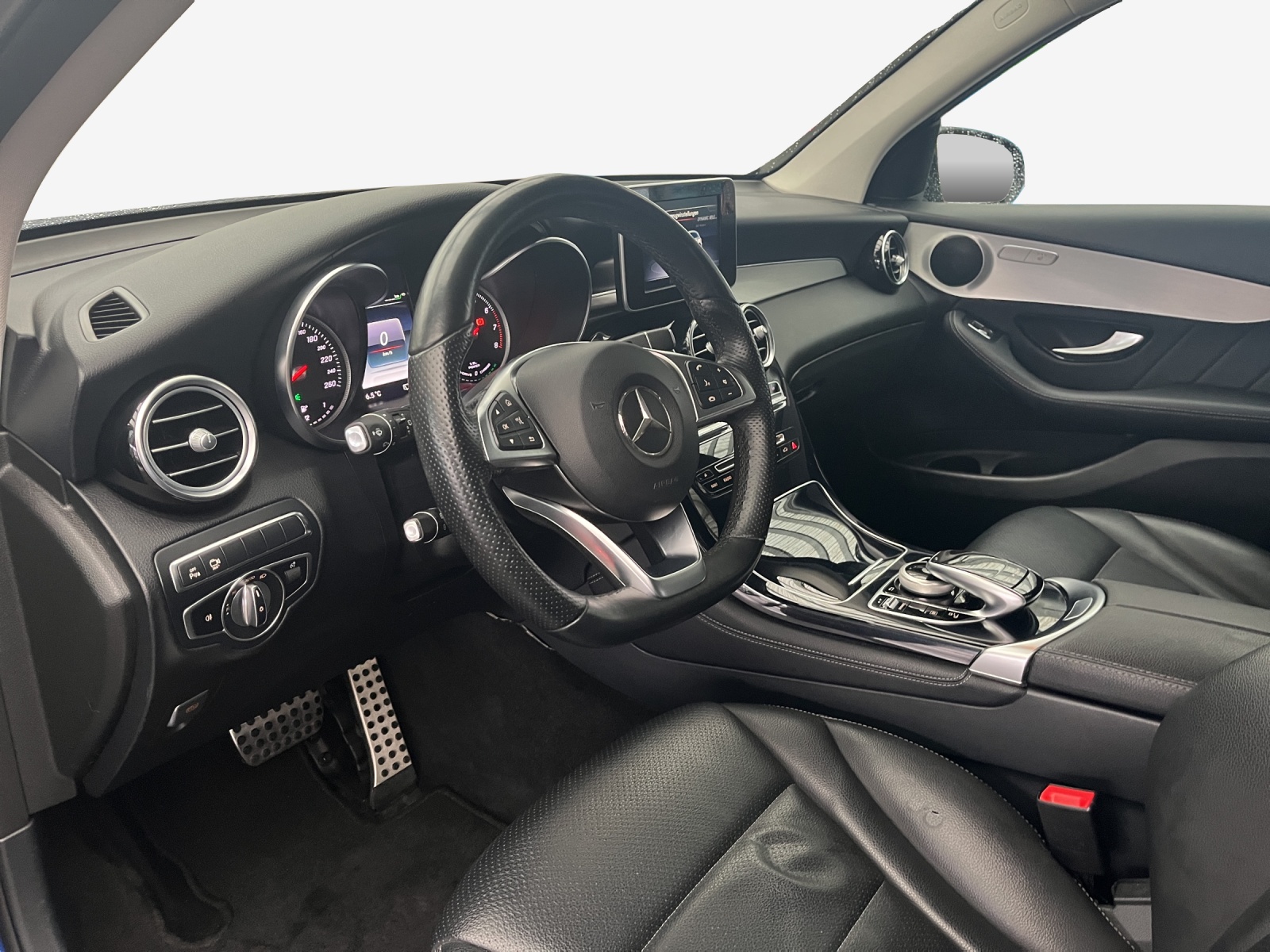 MERCEDES-BENZ GLC 350 e AMG Line 4Matic 7G-Tronic-image-8