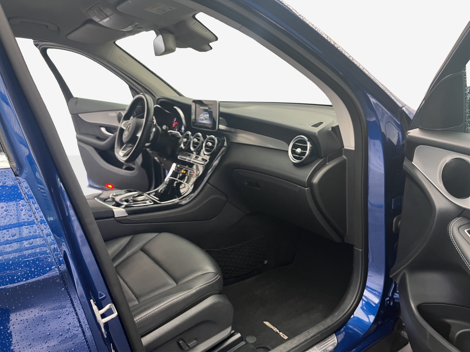 MERCEDES-BENZ GLC 350 e AMG Line 4Matic 7G-Tronic-image-14