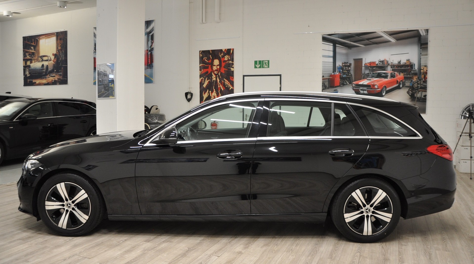 MERCEDES-BENZ C 220 d T 4Matic Swiss Star-showroom-element-2