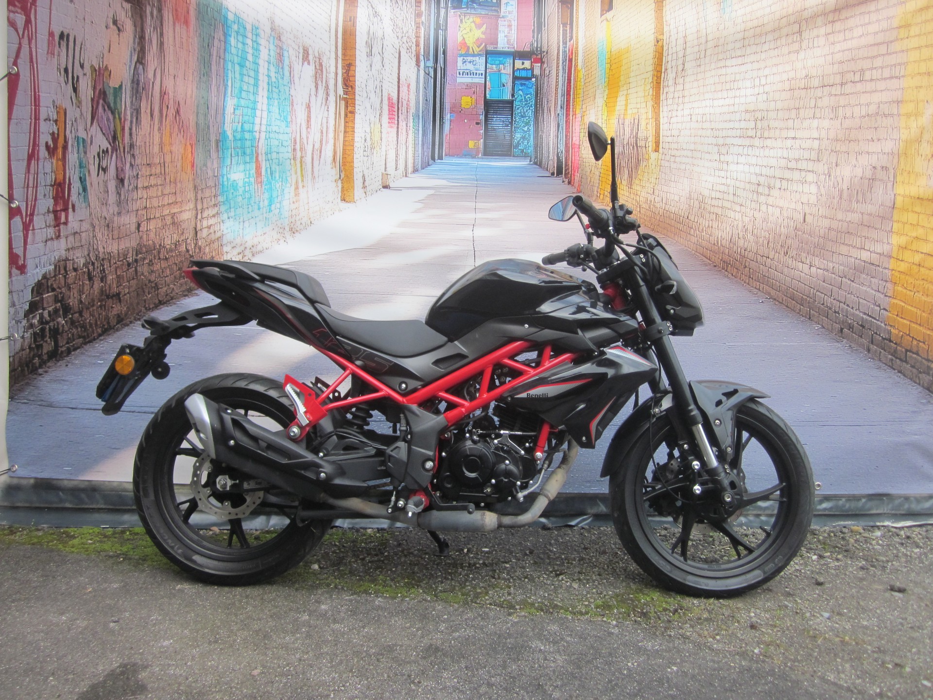 BENELLI BN 125