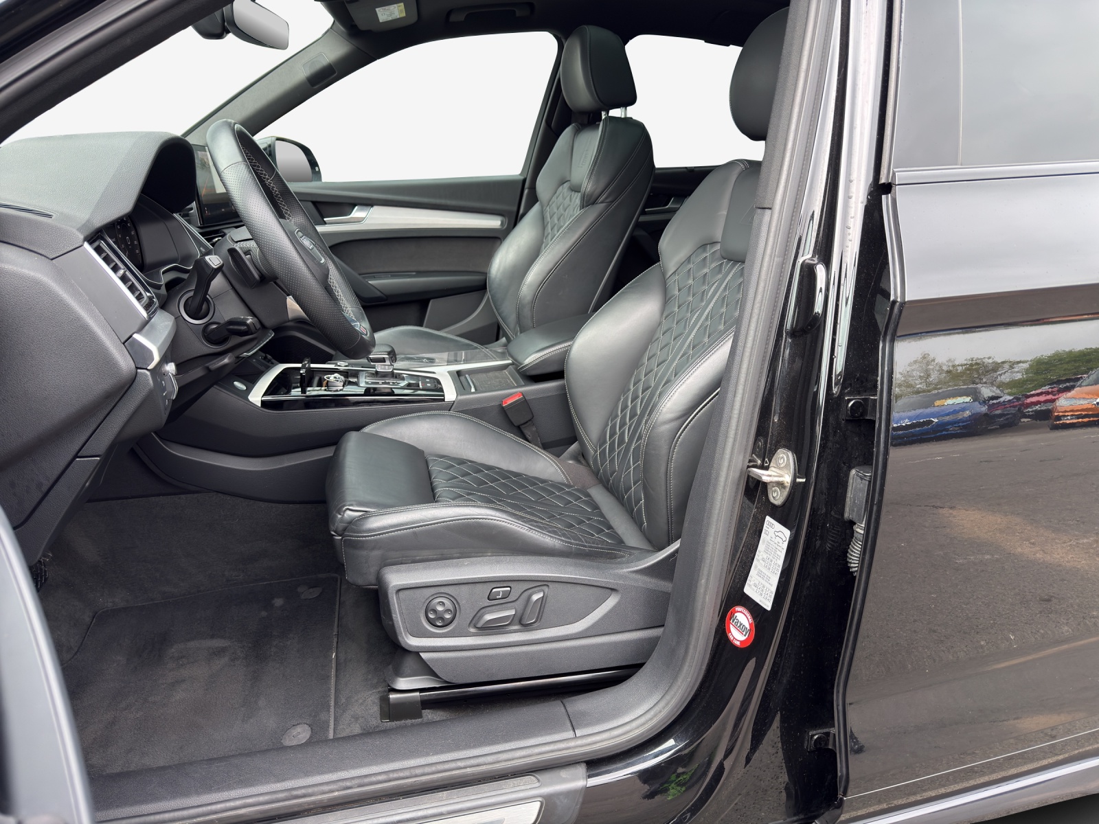AUDI Q5 Sportback 50 TFSI e PHEV S line quattro S-tronic-image-8