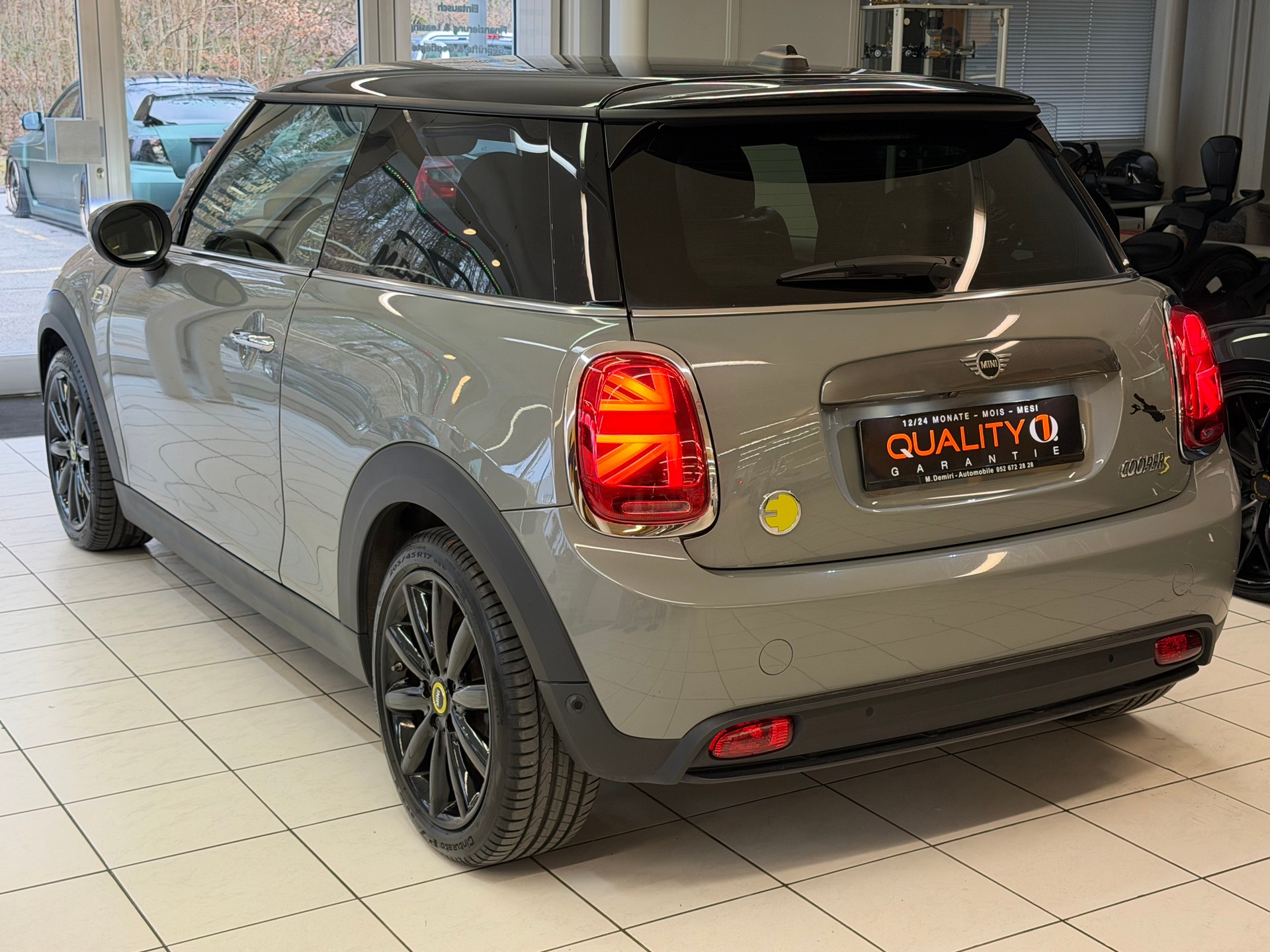 MINI Mini F56 Cooper SE-image-7
