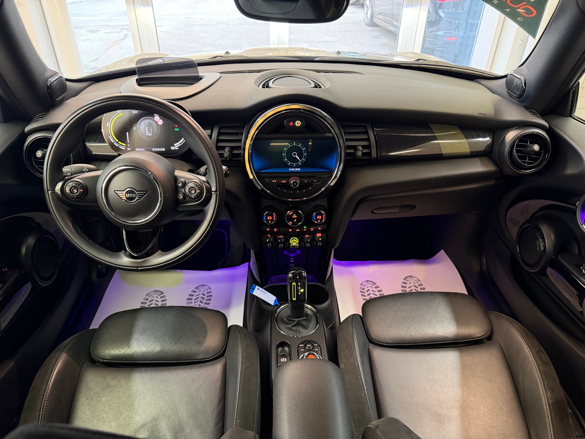 MINI Mini F56 Cooper SE-image-13