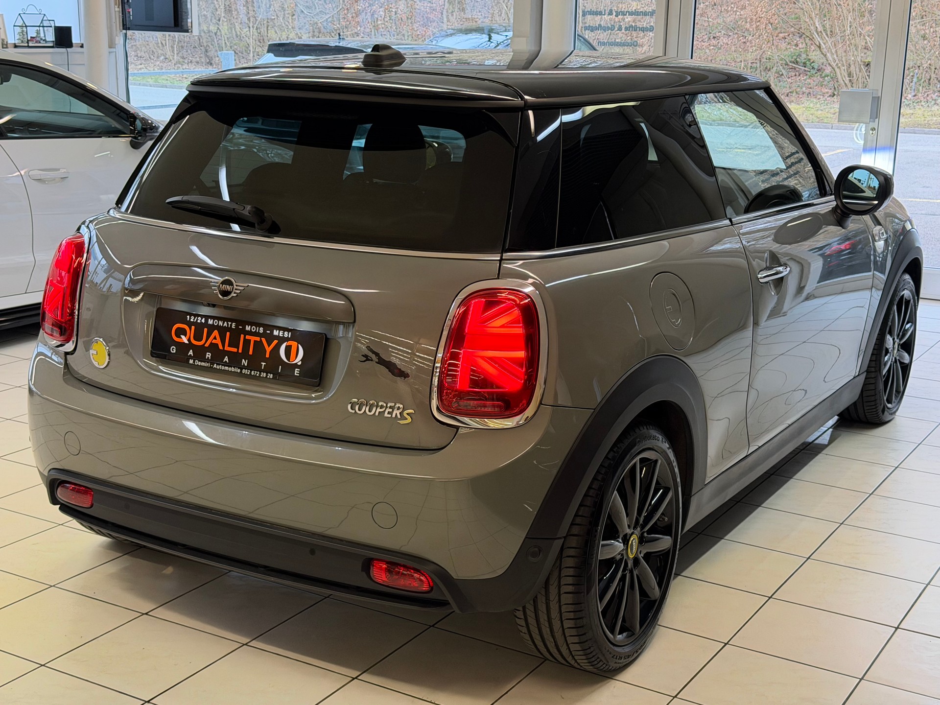 MINI Mini F56 Cooper SE-image-9