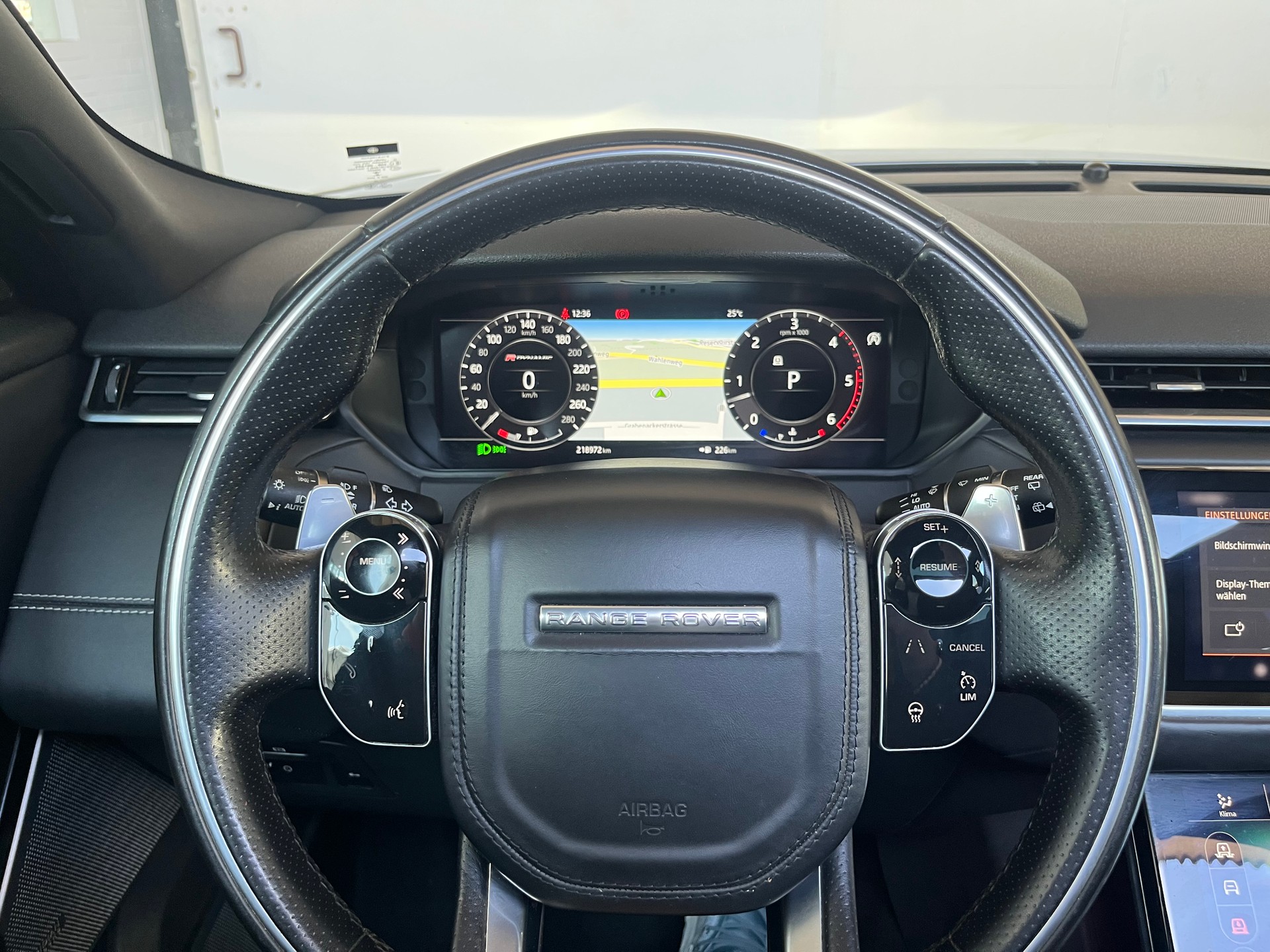 LAND ROVER Range Rover Velar R-Dynamic D 300 HSE Automatic-image-15