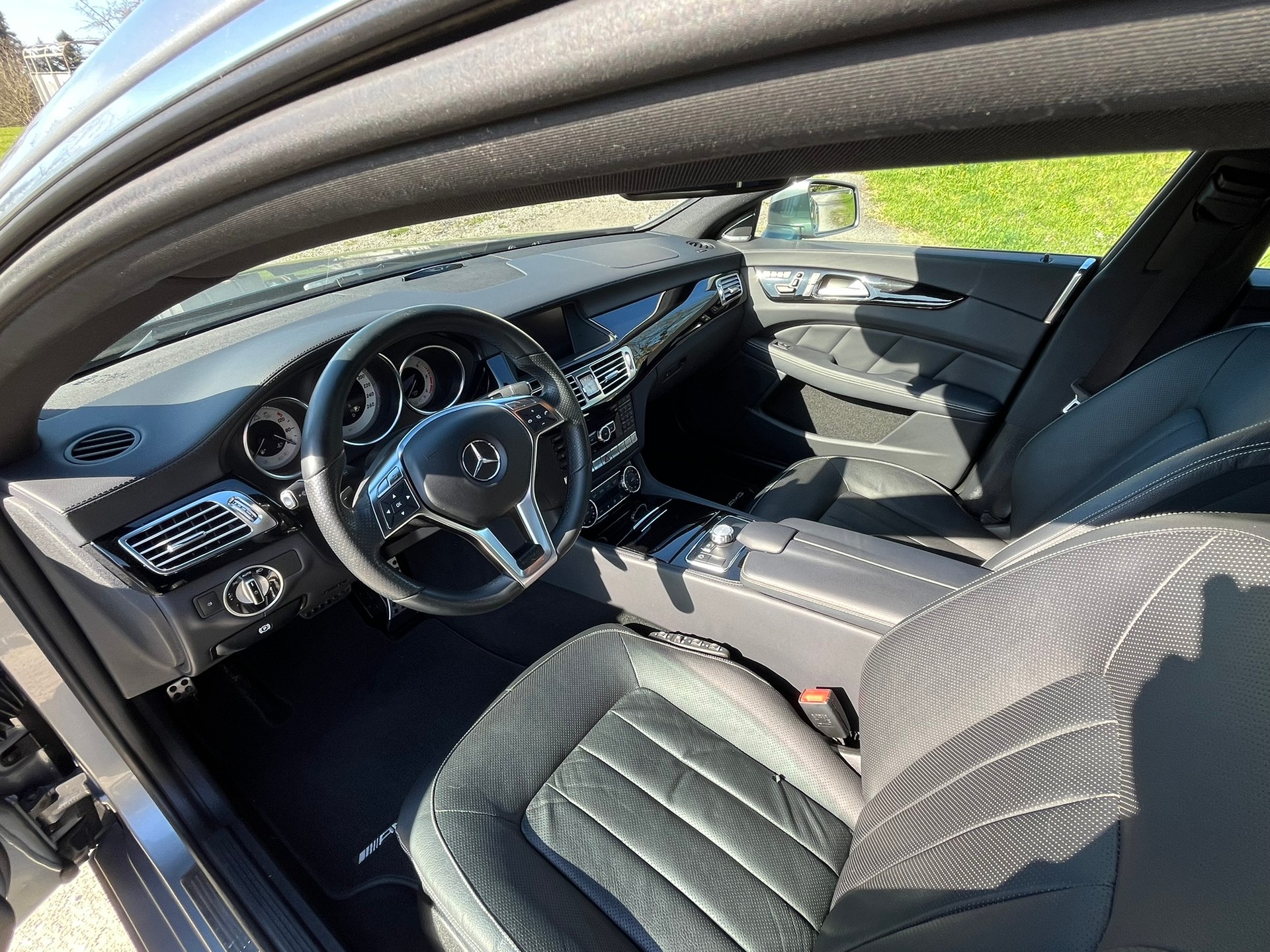 MERCEDES-BENZ CLS Shooting Brake 350 CDI 4Matic 7G-Tronic-image-7