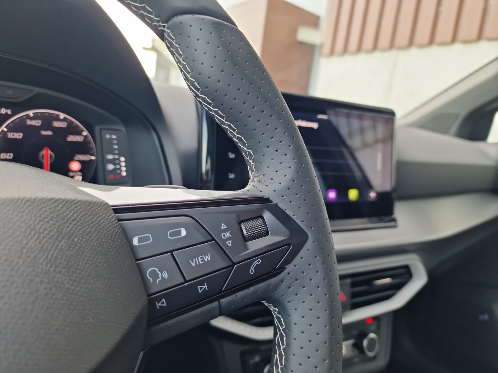 SEAT Arona 1.5 EcoTSI FR DSG AHK NEW Model 2026-image-15