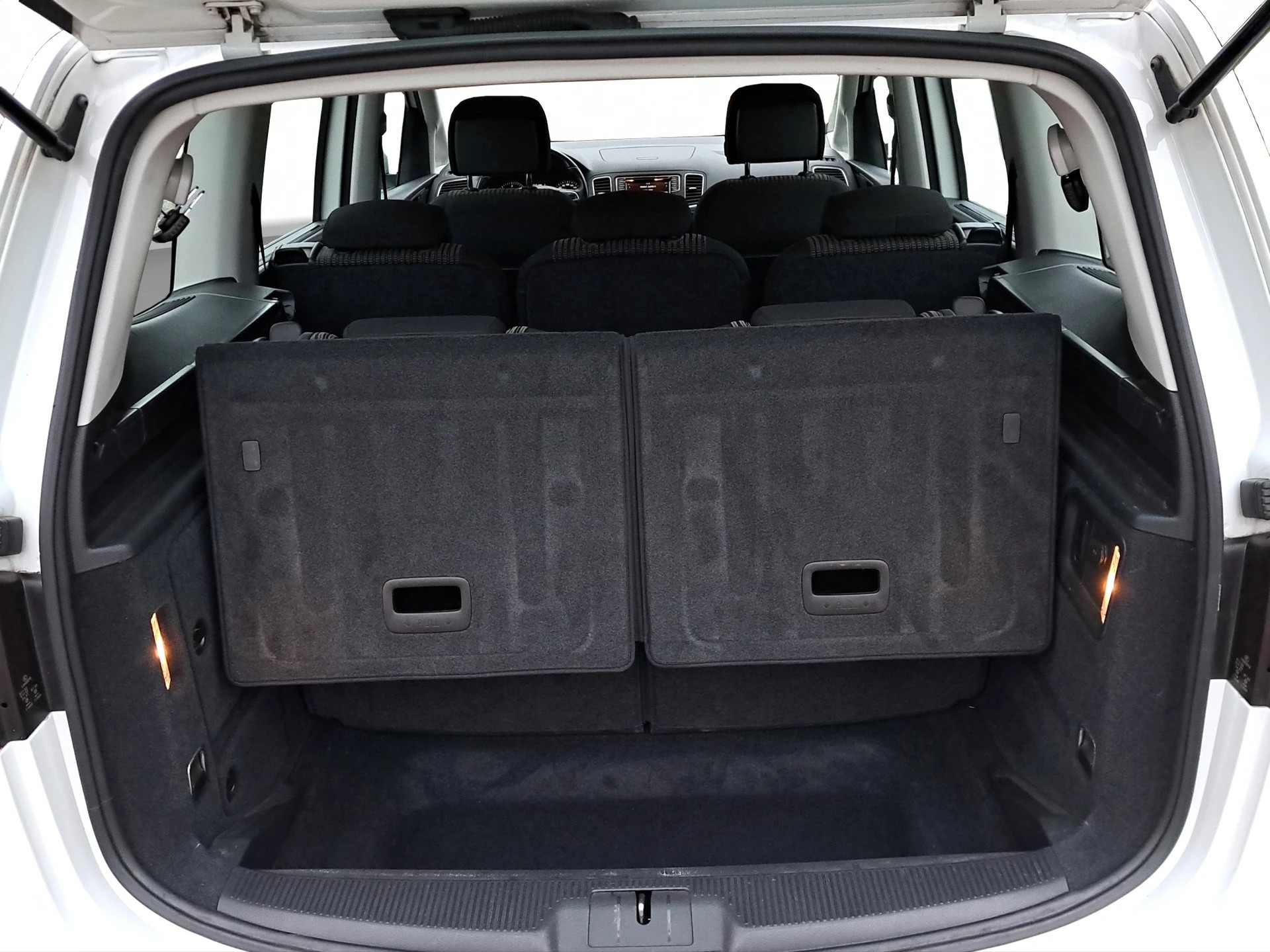 SEAT Alhambra 2.0 TDI Style 4Drive 7-Plätzer-image-12