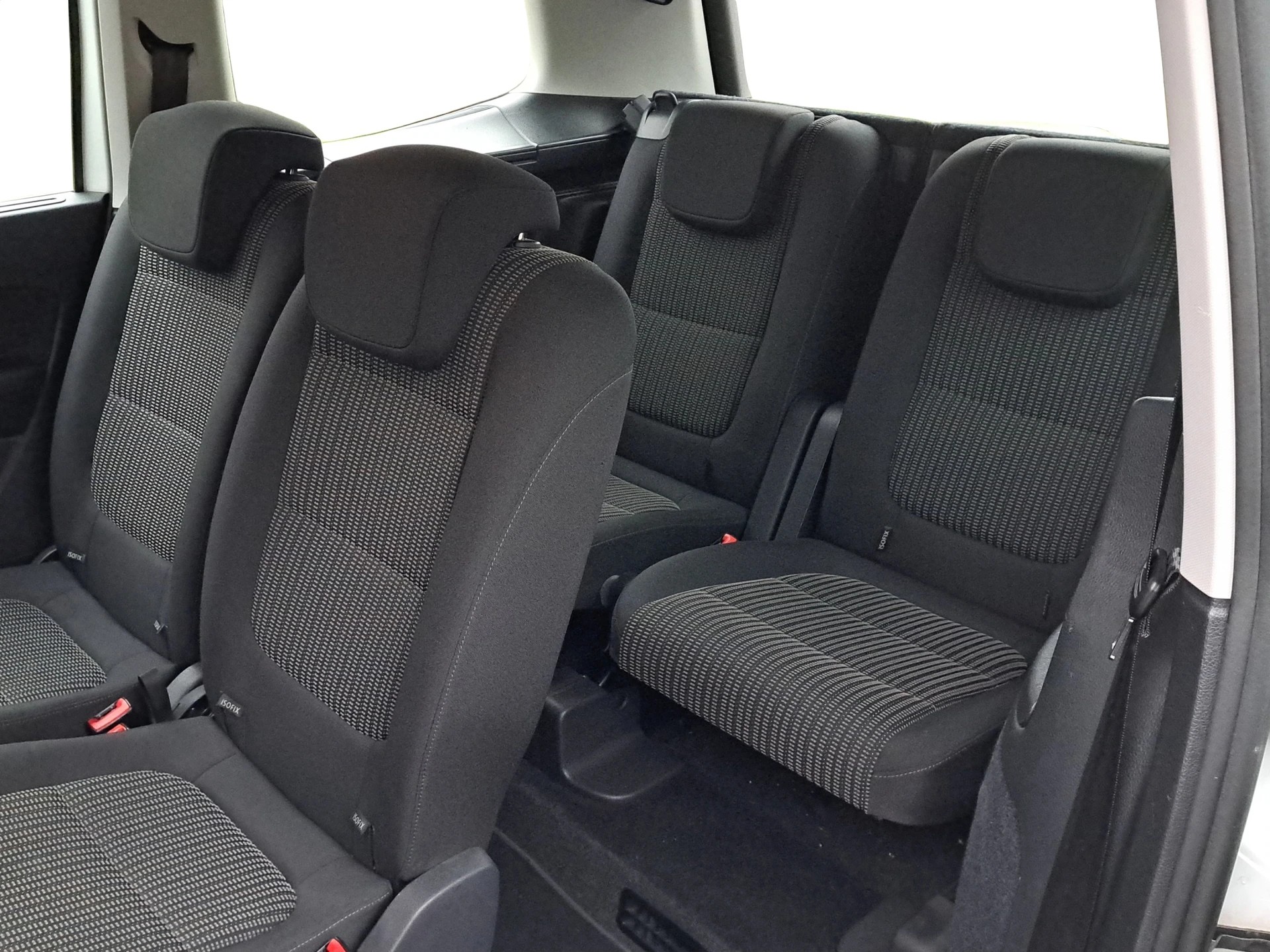 SEAT Alhambra 2.0 TDI Style 4Drive 7-Plätzer-image-8