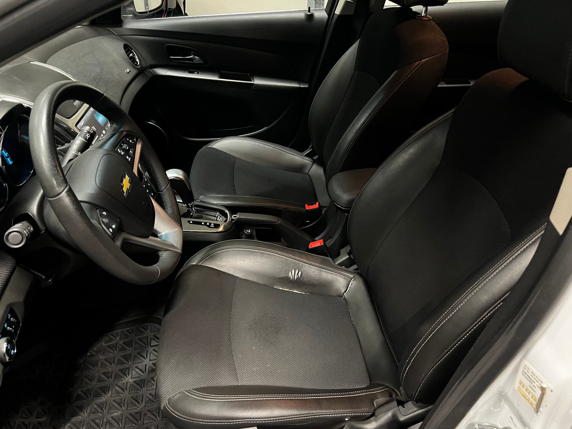 CHEVROLET Cruze 1.8 LTZ Automatic-image-14