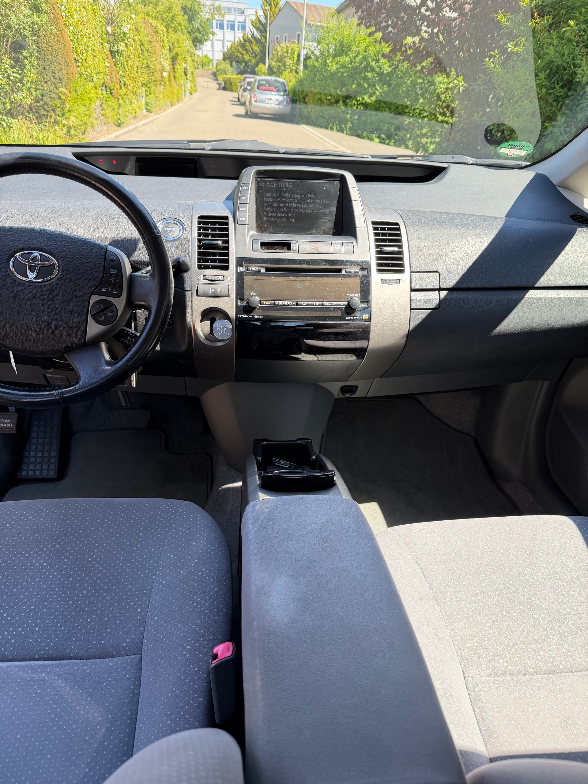 TOYOTA Prius 1.5 16V Hybrid/ FRISCH AB MFK & SERVICE . GUT ZUSTAND-image-7