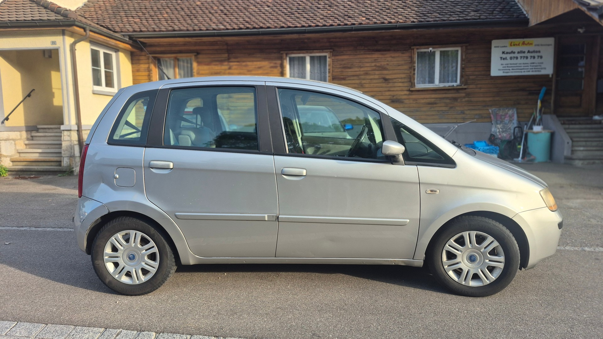 FIAT Idea 1.9 JTD Emotion-image-3