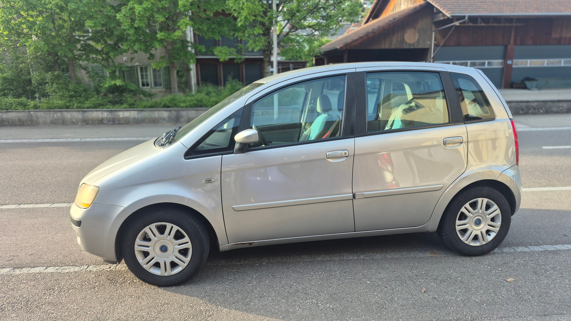 FIAT Idea 1.9 JTD Emotion-image-8