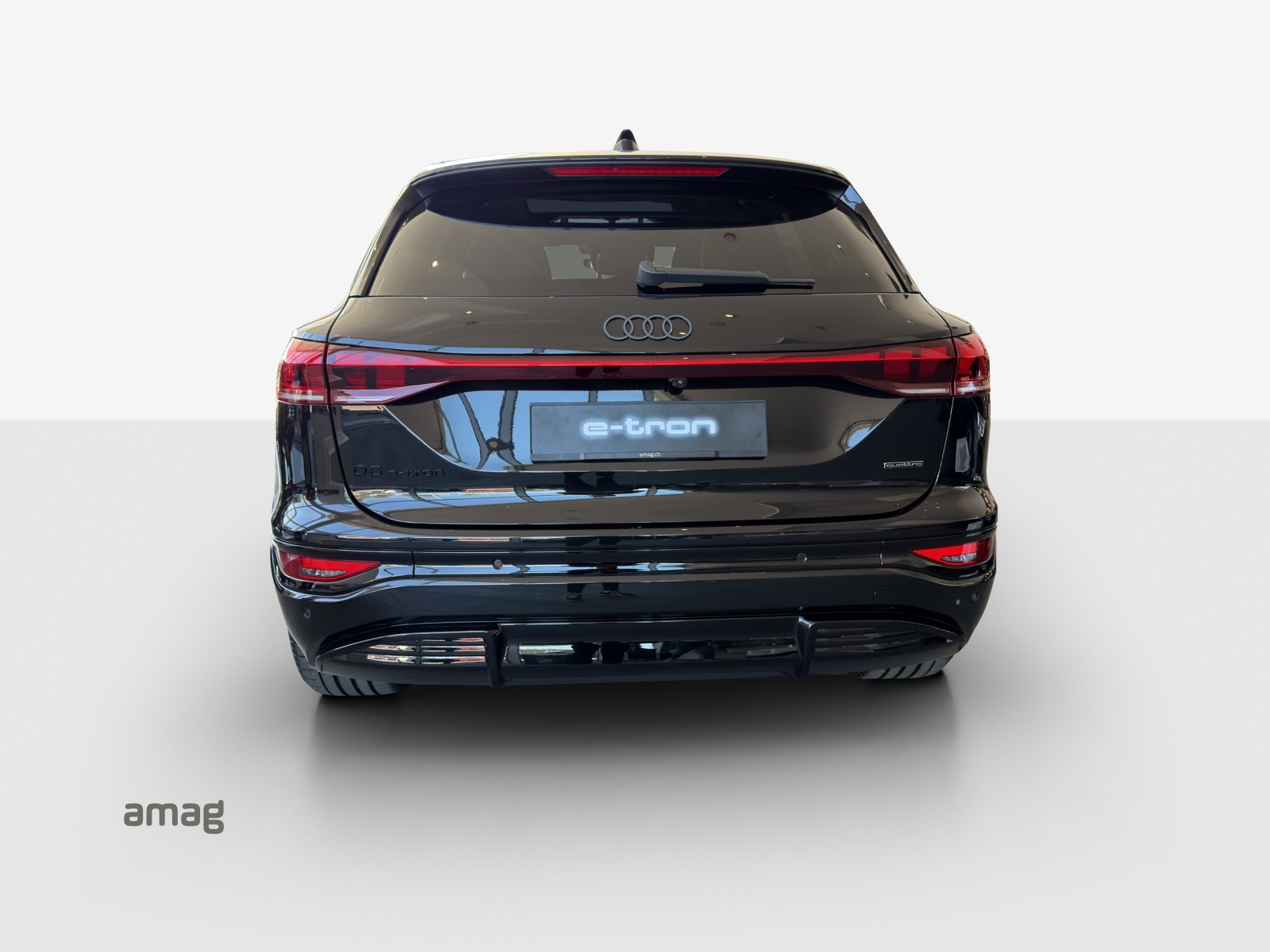 AUDI Q6 e-tron quattro-image-6
