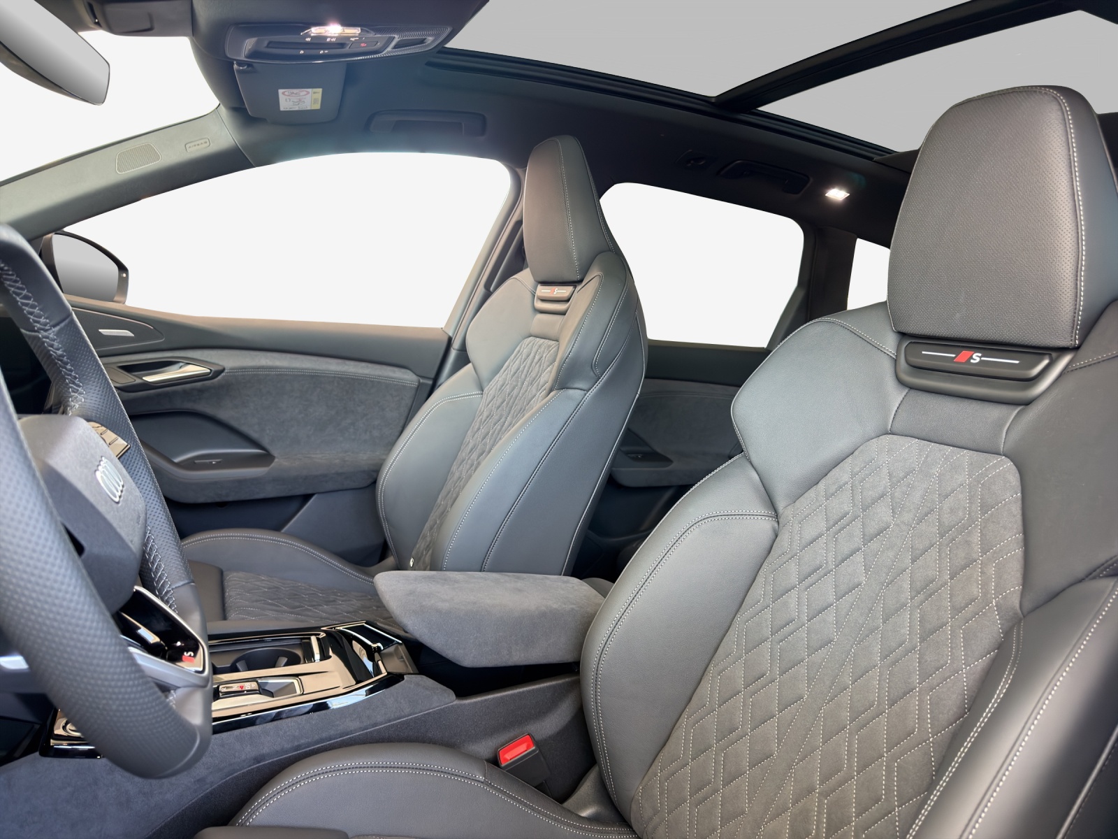 AUDI Q6 e-tron quattro-image-14