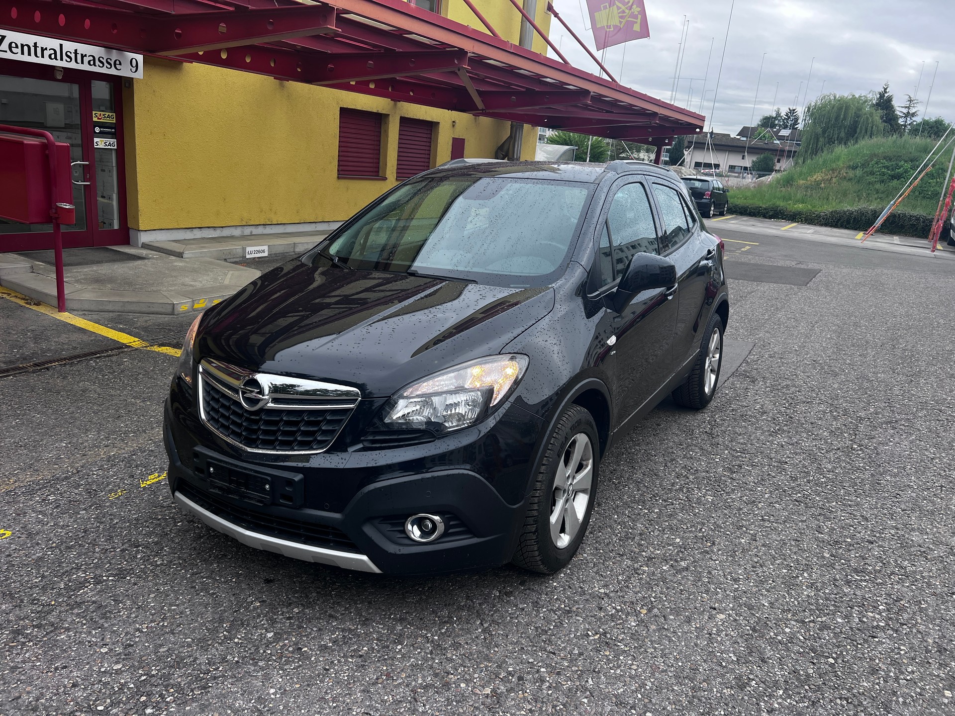 OPEL Mokka 1.6 CDTi Color Edition 4WD-image-2