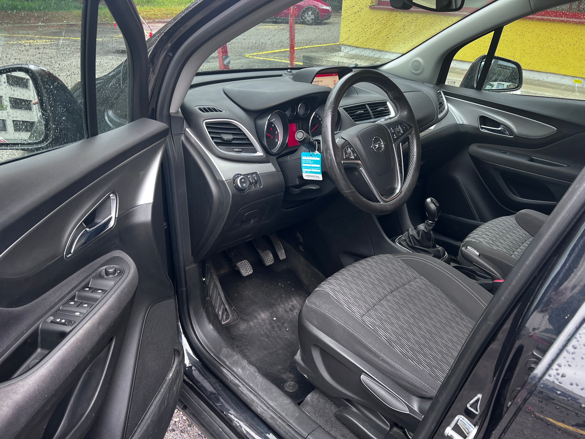 OPEL Mokka 1.6 CDTi Color Edition 4WD-image-7