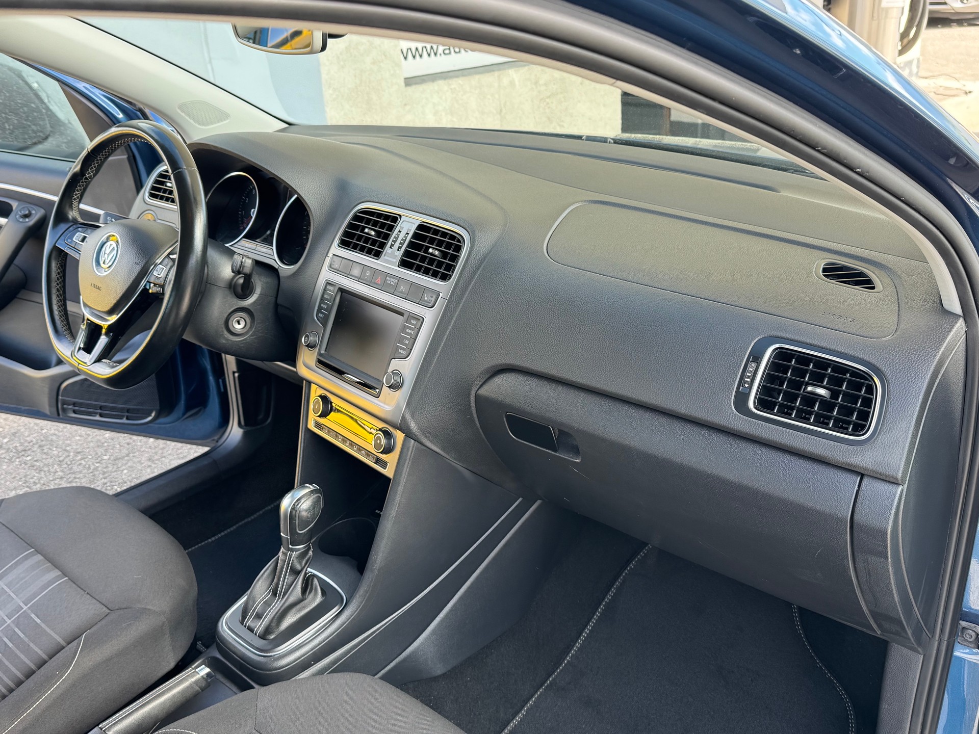VW Polo 1.2 TSI BMT Lounge DSG-image-8