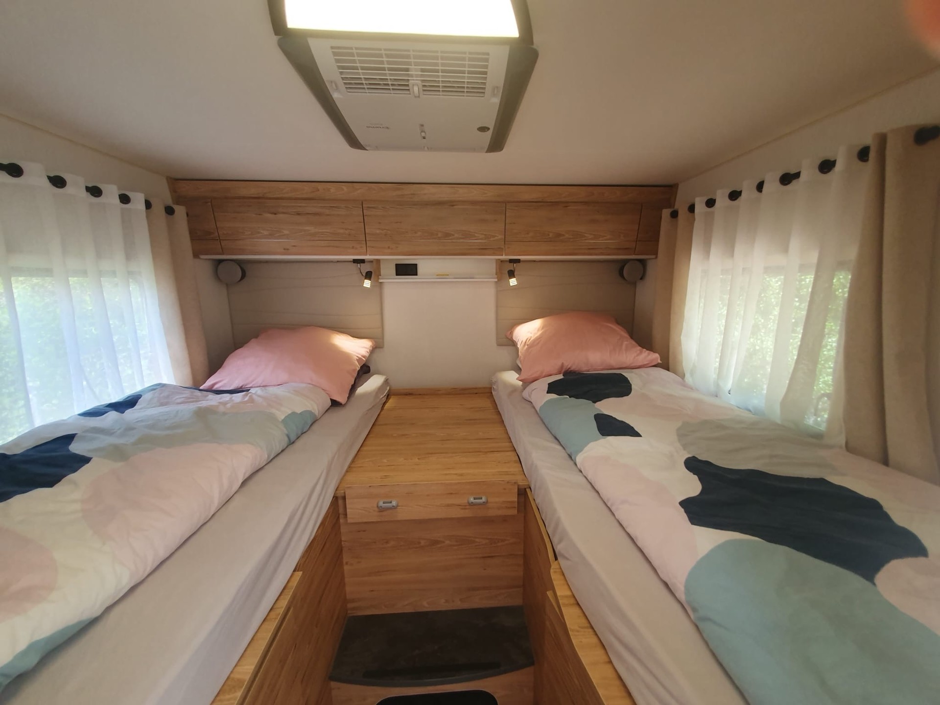 PILOTE P696GJ-showroom-element-2