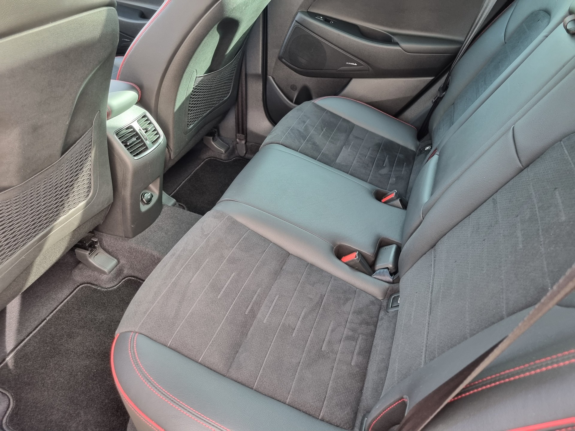 HYUNDAI Tucson 1.6 TGDI N-Line 4WD DCT-image-8