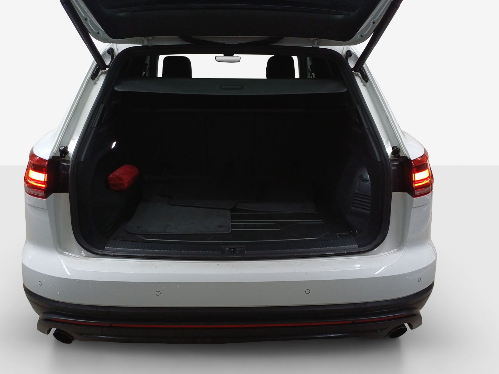 VW Touareg 3.0 TDI Basic Tiptronic-image-12