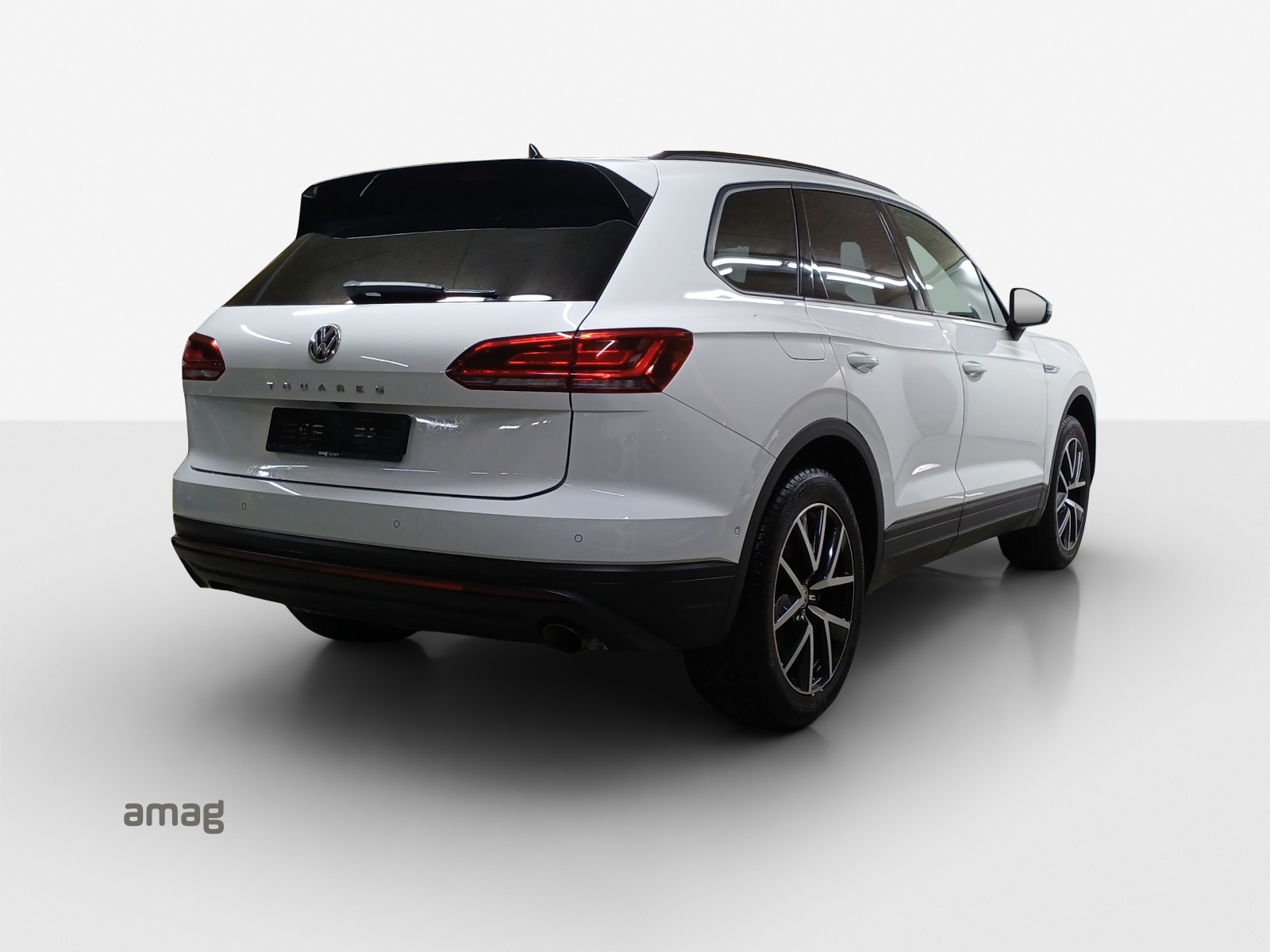 VW Touareg 3.0 TDI Basic Tiptronic-image-4