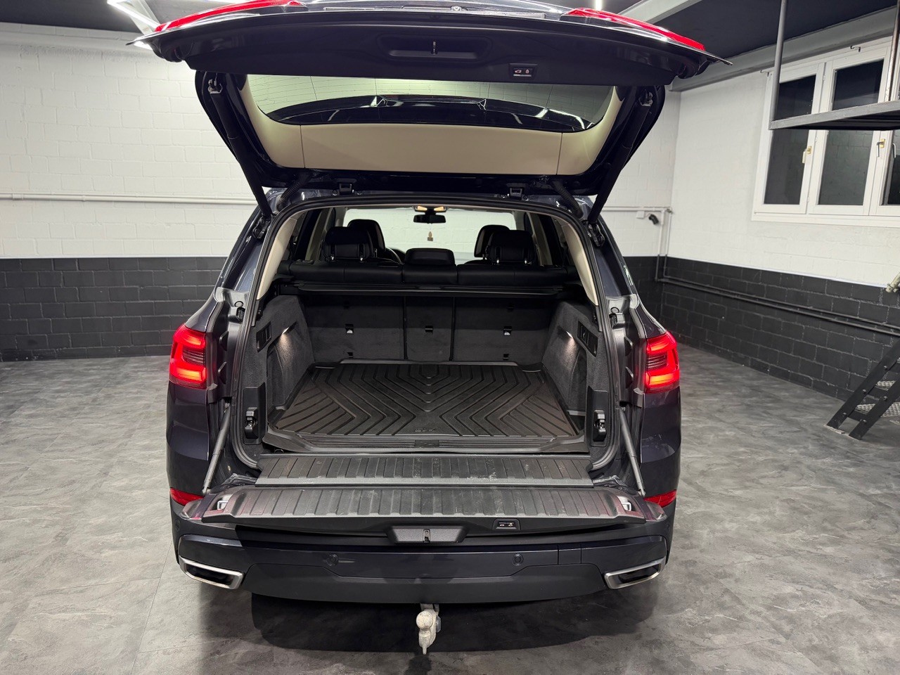 BMW X5 xDrive 30d Steptronic | Head-Up | Harman/Kardon | Luftfahrwerk | AHK 3.5T | Standheizung-image-19