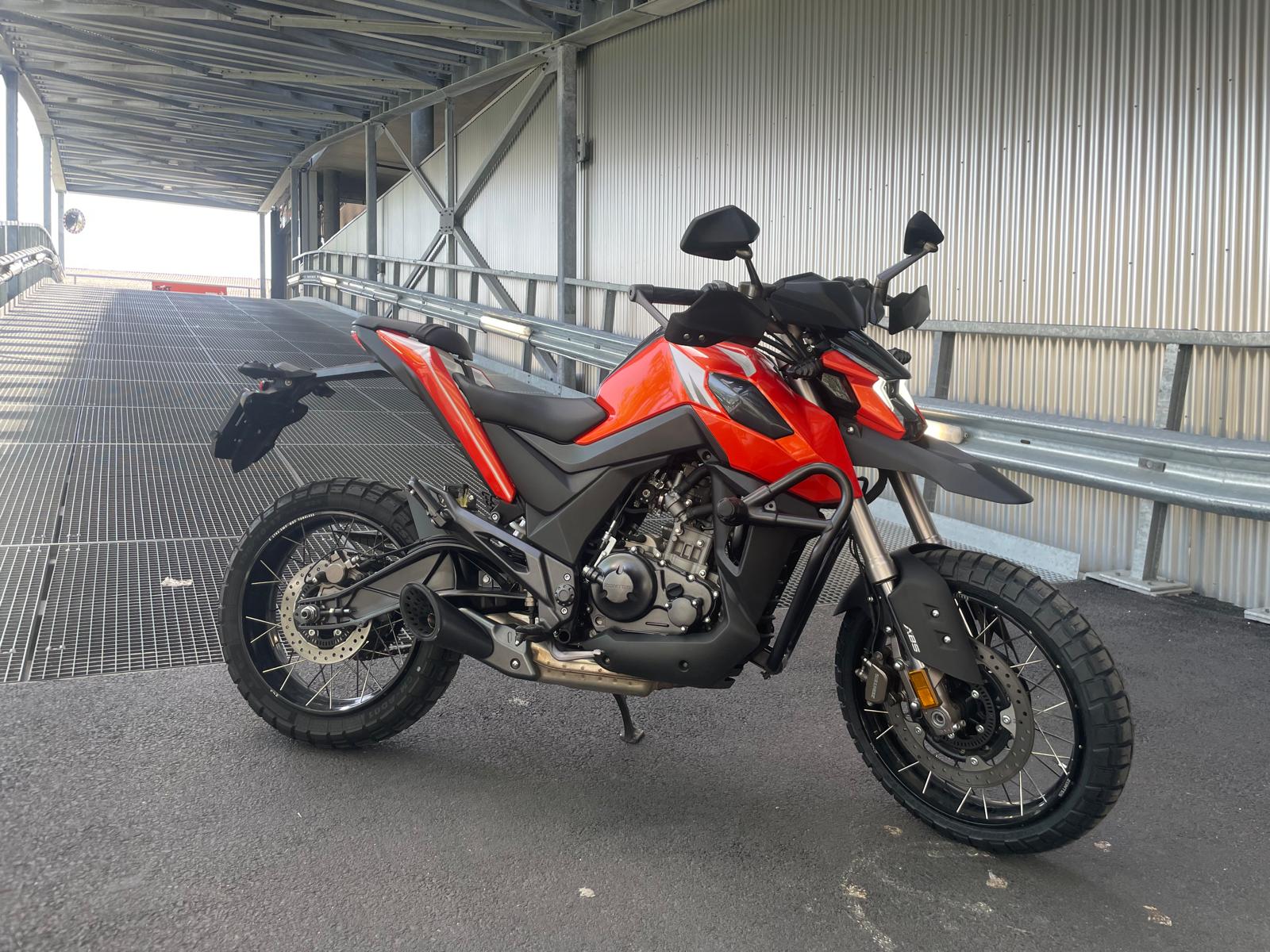 ZONTES ZT 125