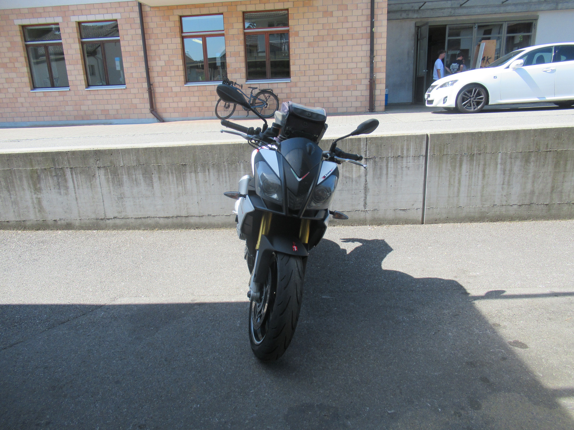 APRILIA Tuono V4 1000 R APRC-showroom-element-2