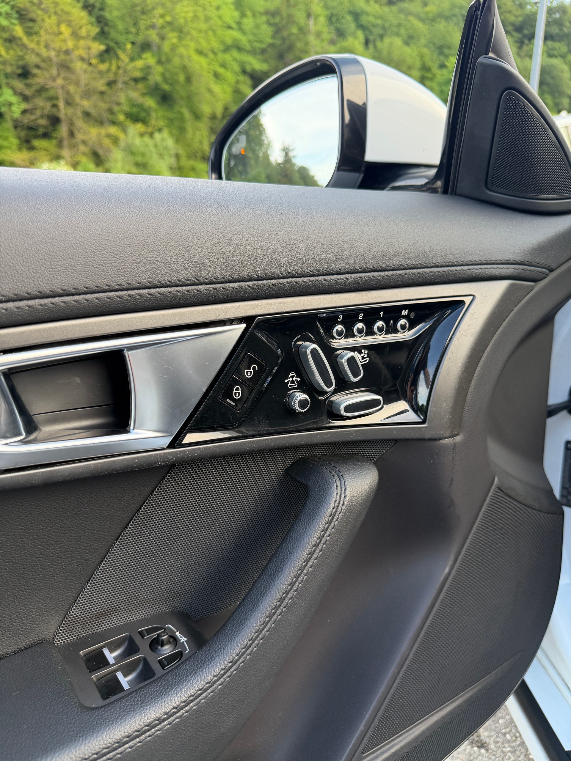 JAGUAR F-Type Convertible 3.0 V6 S/C-image-14