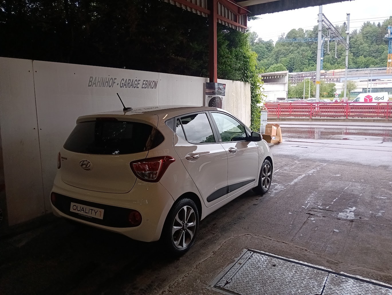 HYUNDAI i10 1.2 Vertex Automatic-image-2