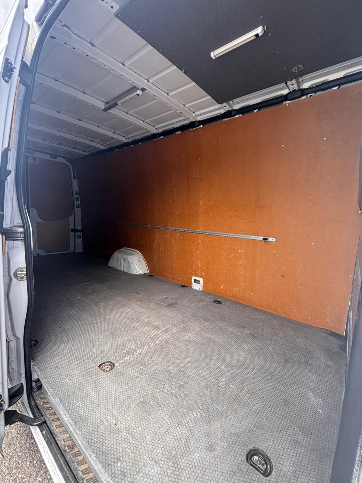 MERCEDES-BENZ Sprinter 313 CDI Extralang 7G-Tronic-image-8