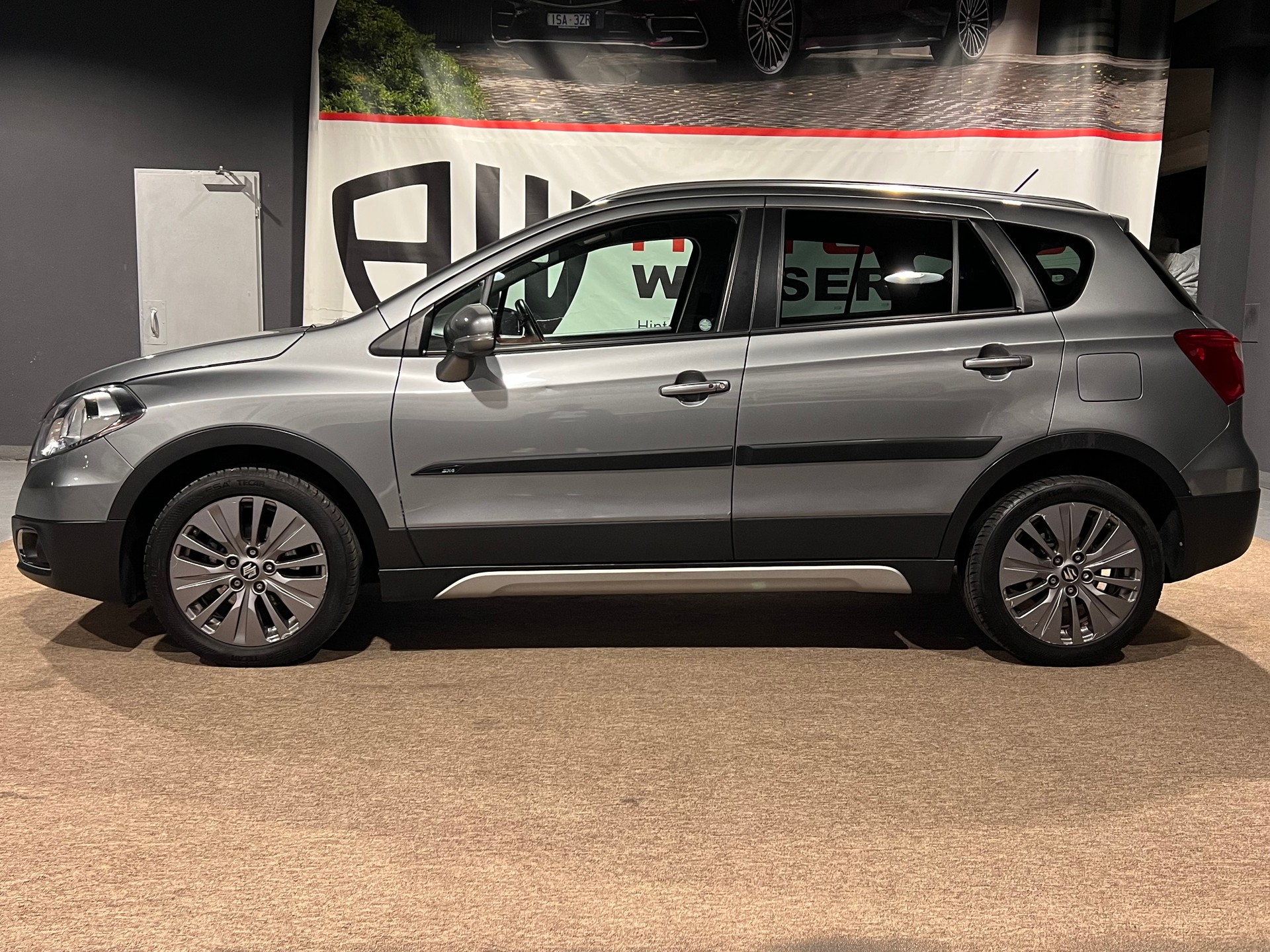 SUZUKI SX4 S-Cross 1.6 16V Compact+ 4WD CVT7-image-6