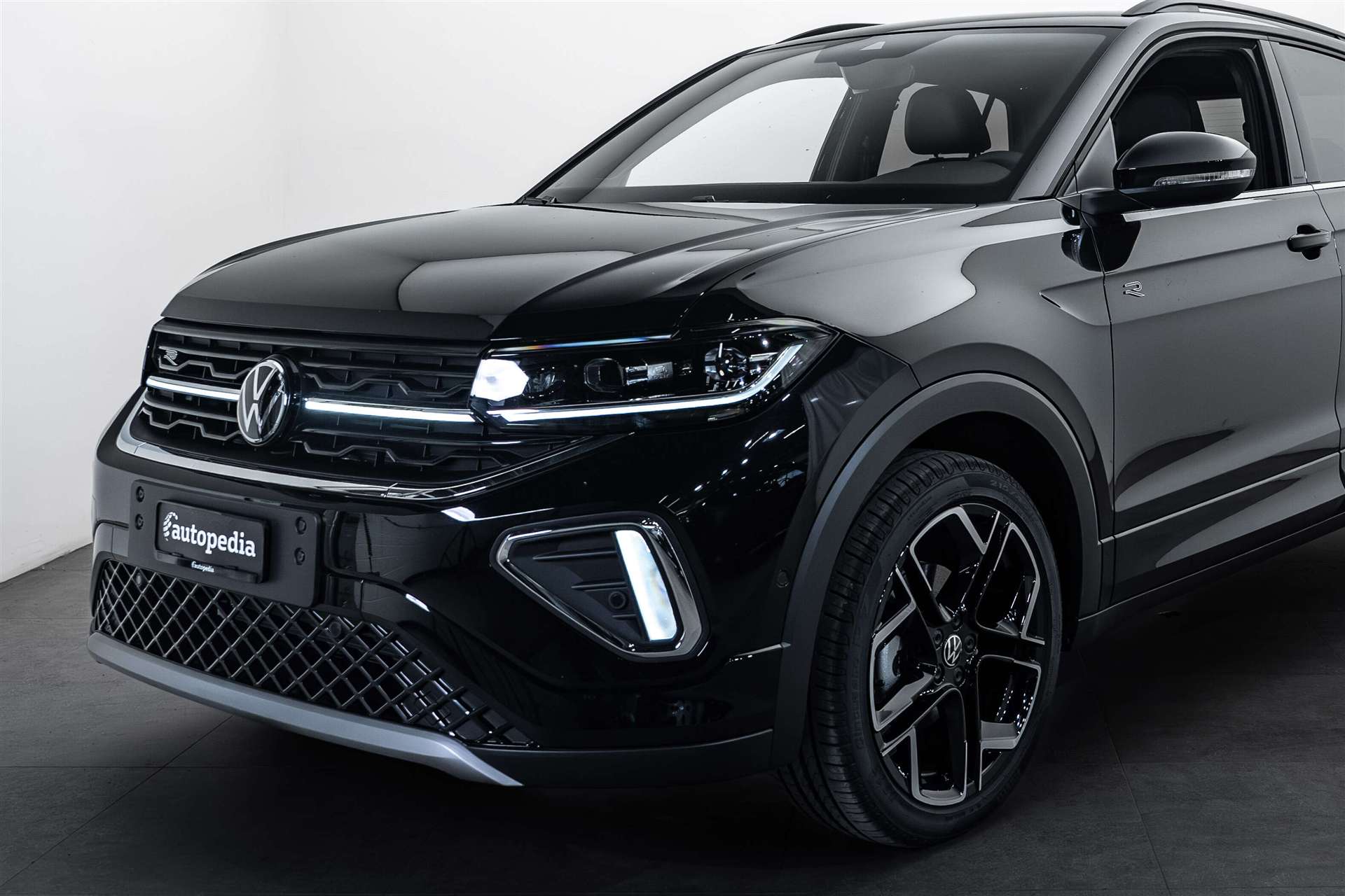 VW T-Cross 1.5 TSi EVO ACT R-Line DSG-Automat-image-1