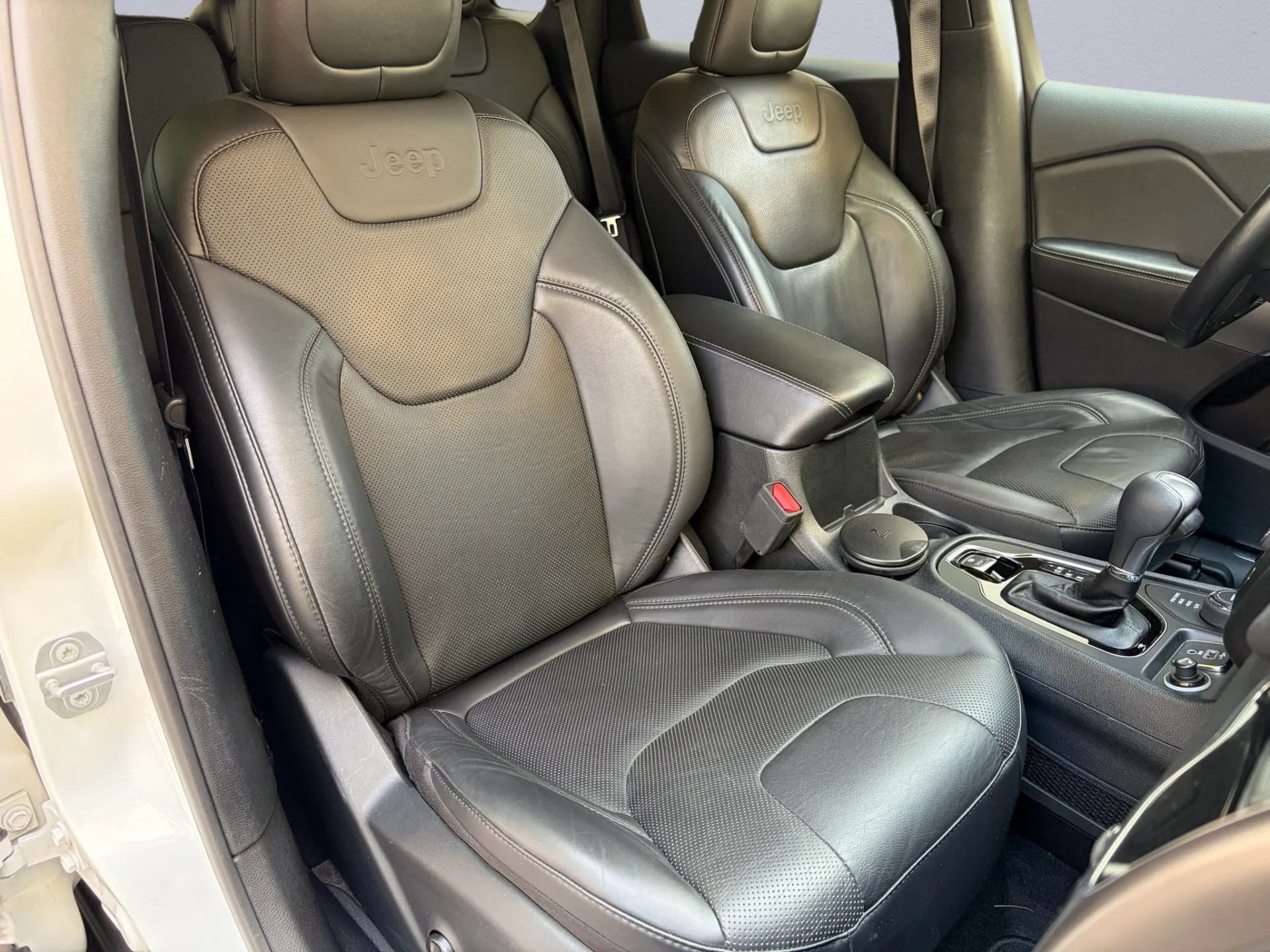 JEEP Cherokee 2.0 Limited AWD Drive I 9ATX-image-9
