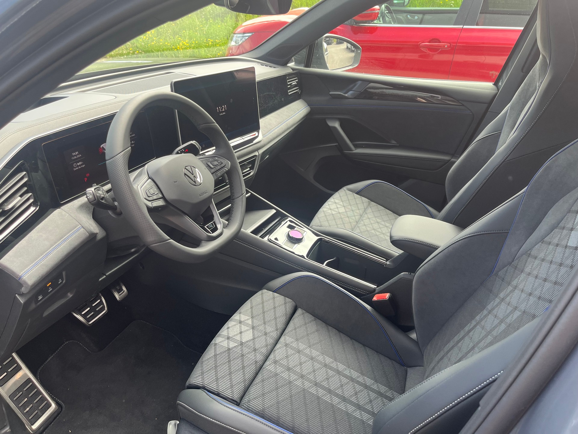 VW Tiguan 1.5 TSI evo2 eHybrid R-Line DSG-image-5