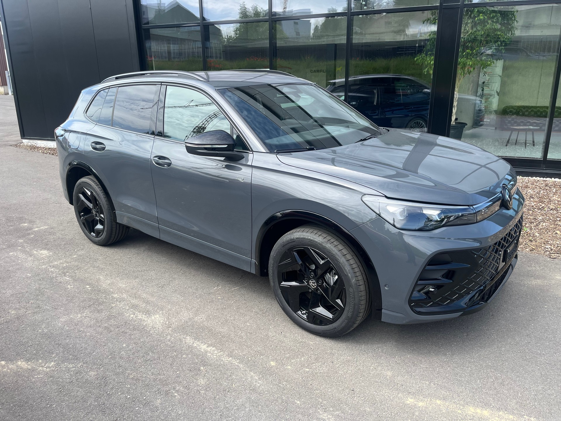 VW Tiguan 1.5 TSI evo2 eHybrid R-Line DSG-image-3
